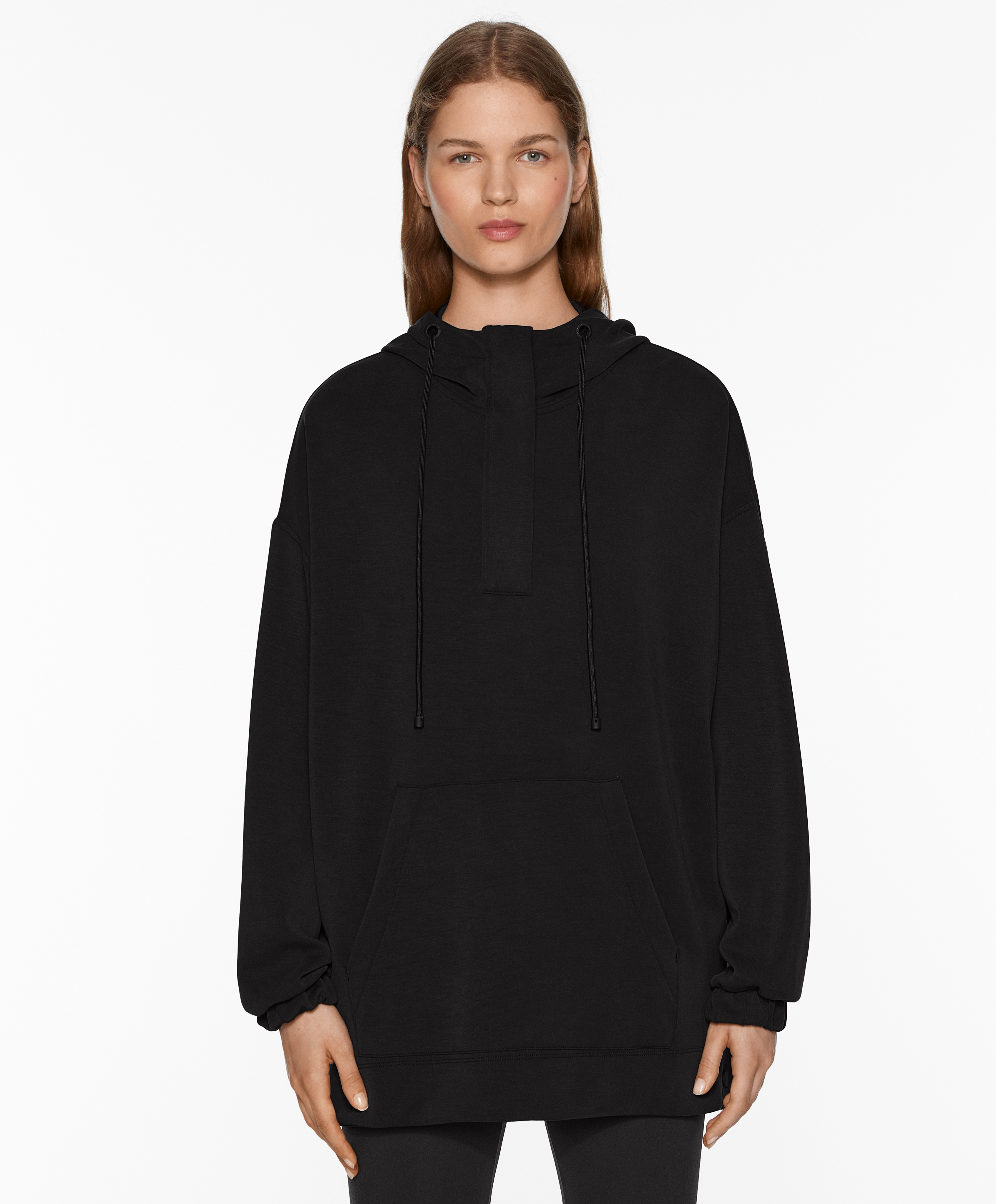 Oversize sweatshirt with soft-touch modal and zip