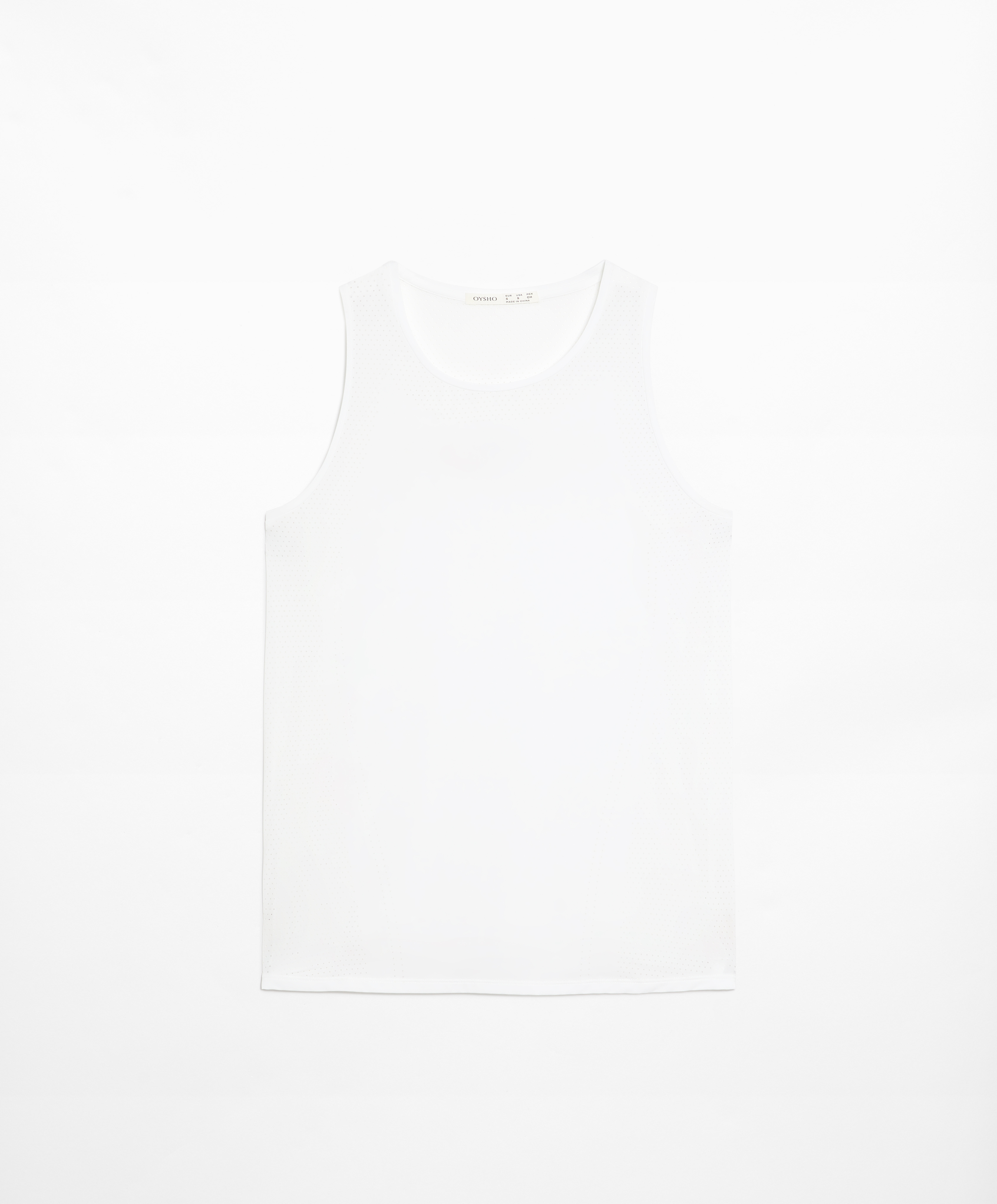 Sleeveless technical T-shirt with open back