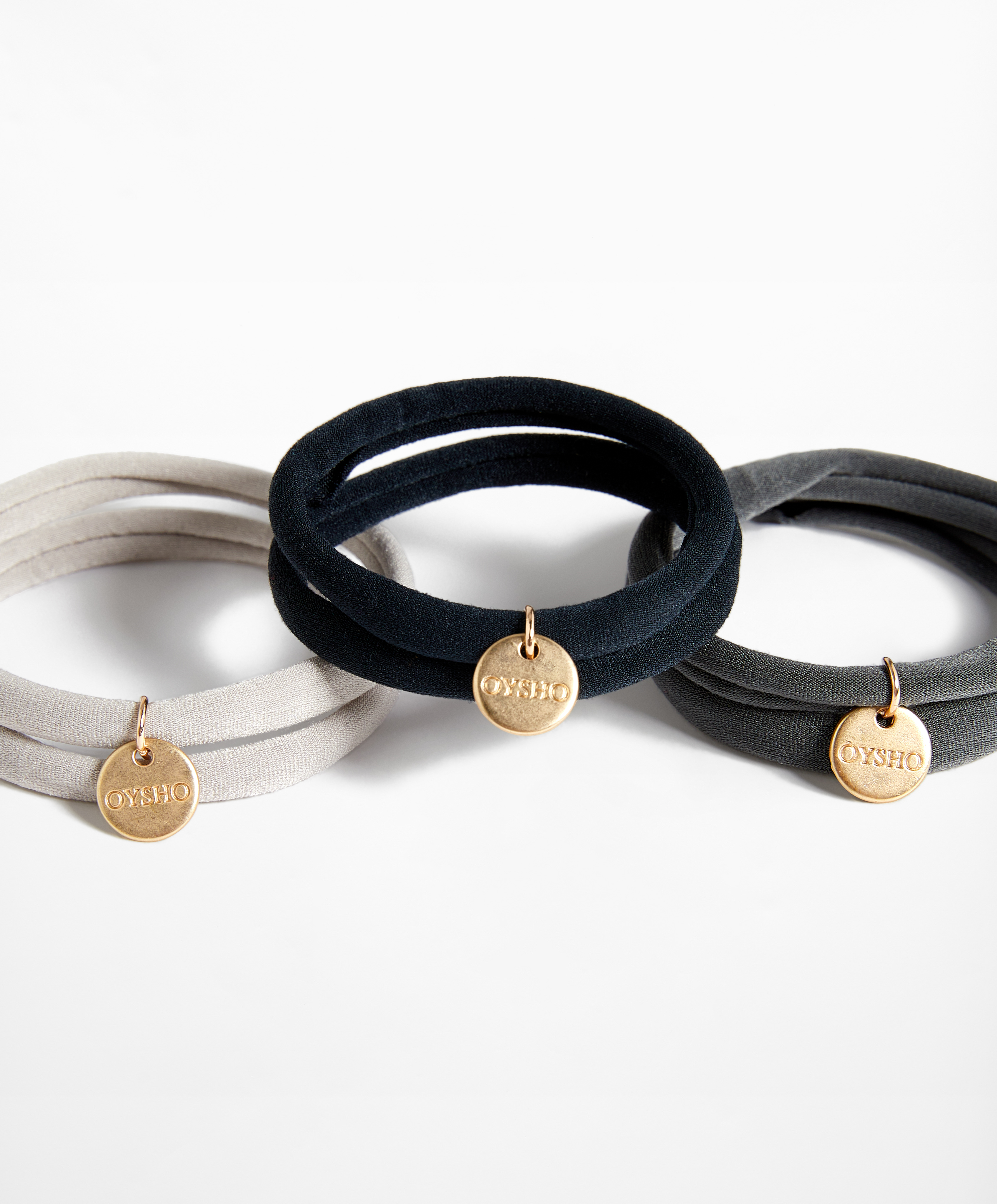 6 Oysho plaque hair ties