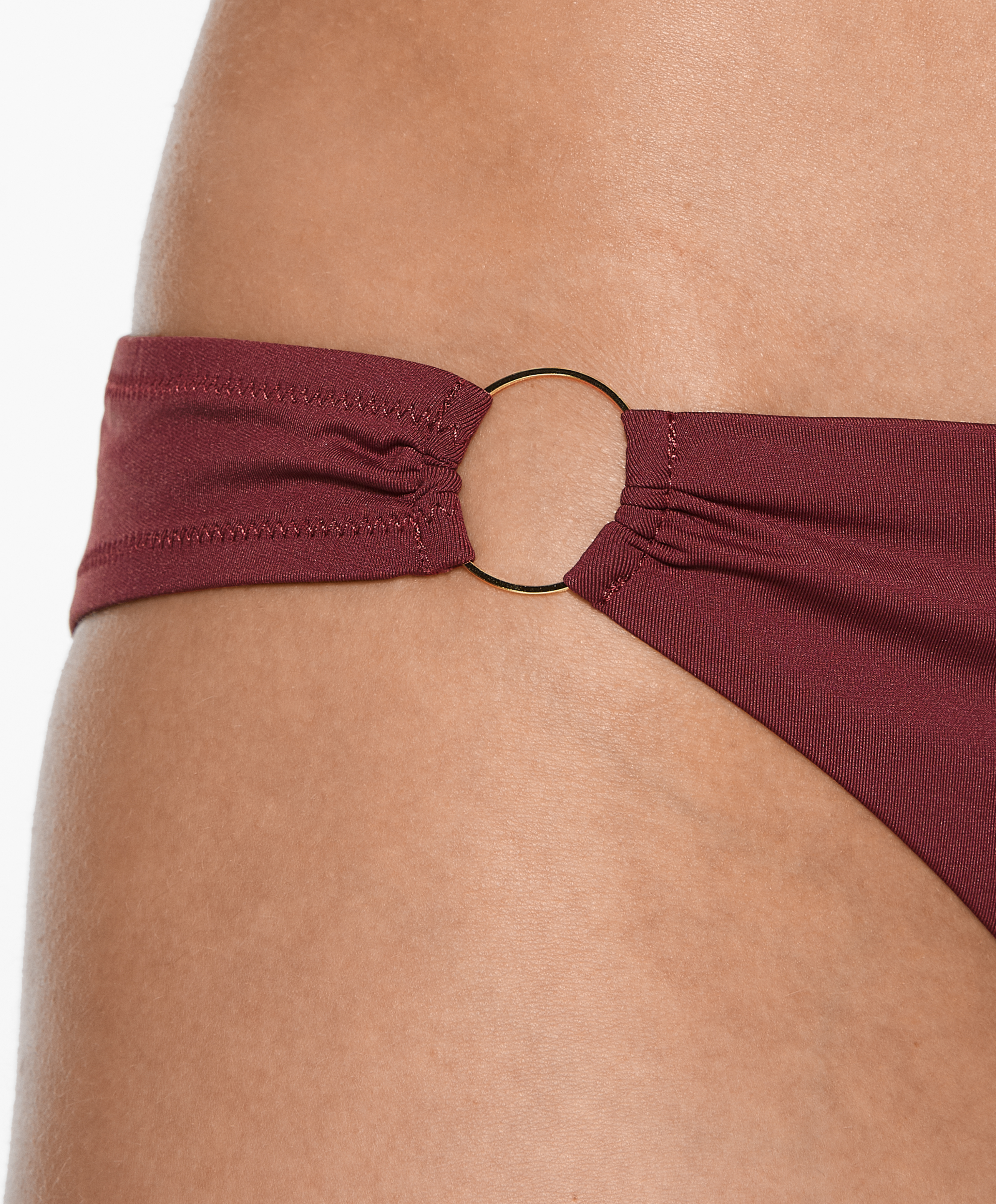 Medium-coverage ring bikini briefs