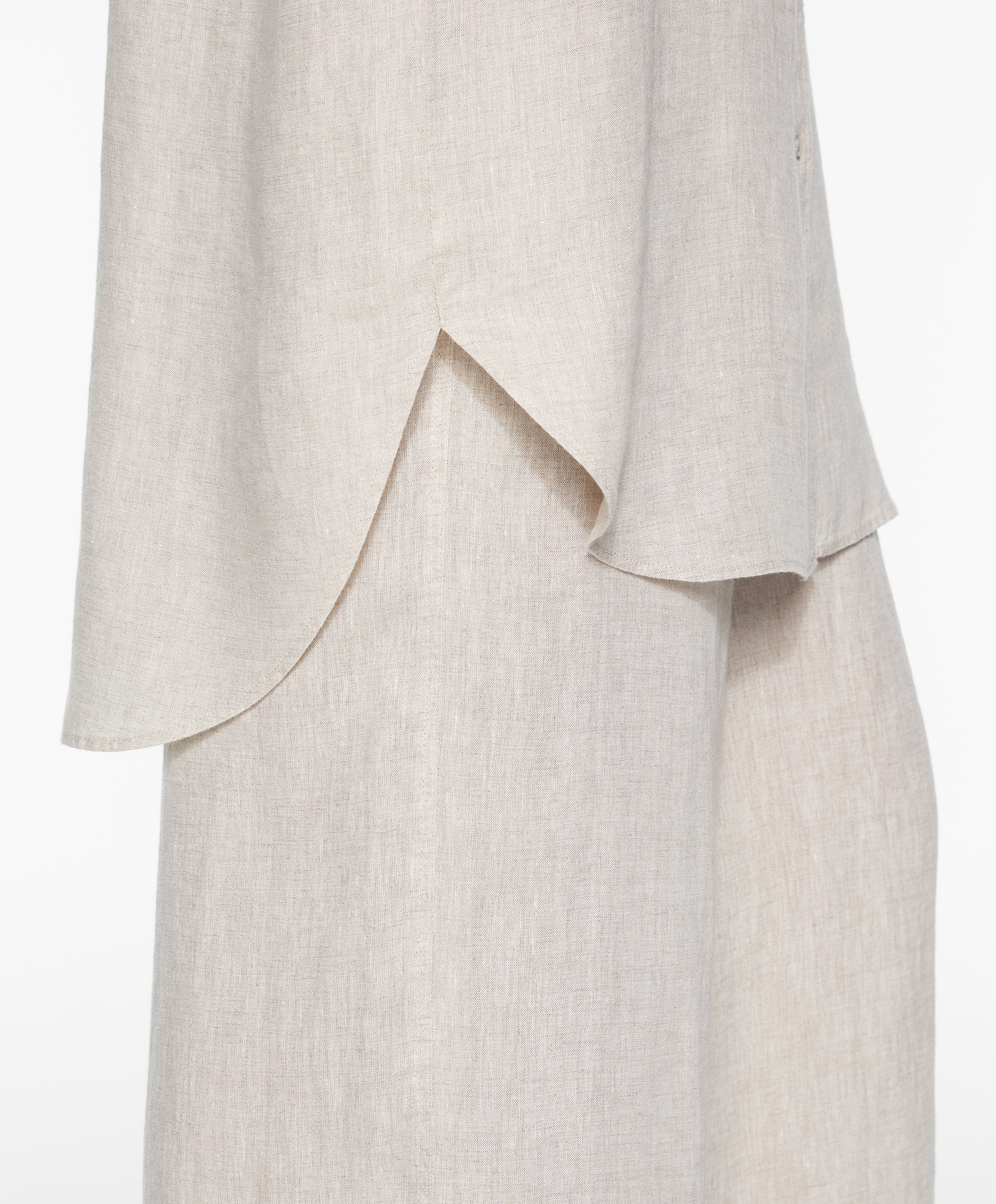 Oversize long-sleeved 100% linen shirt