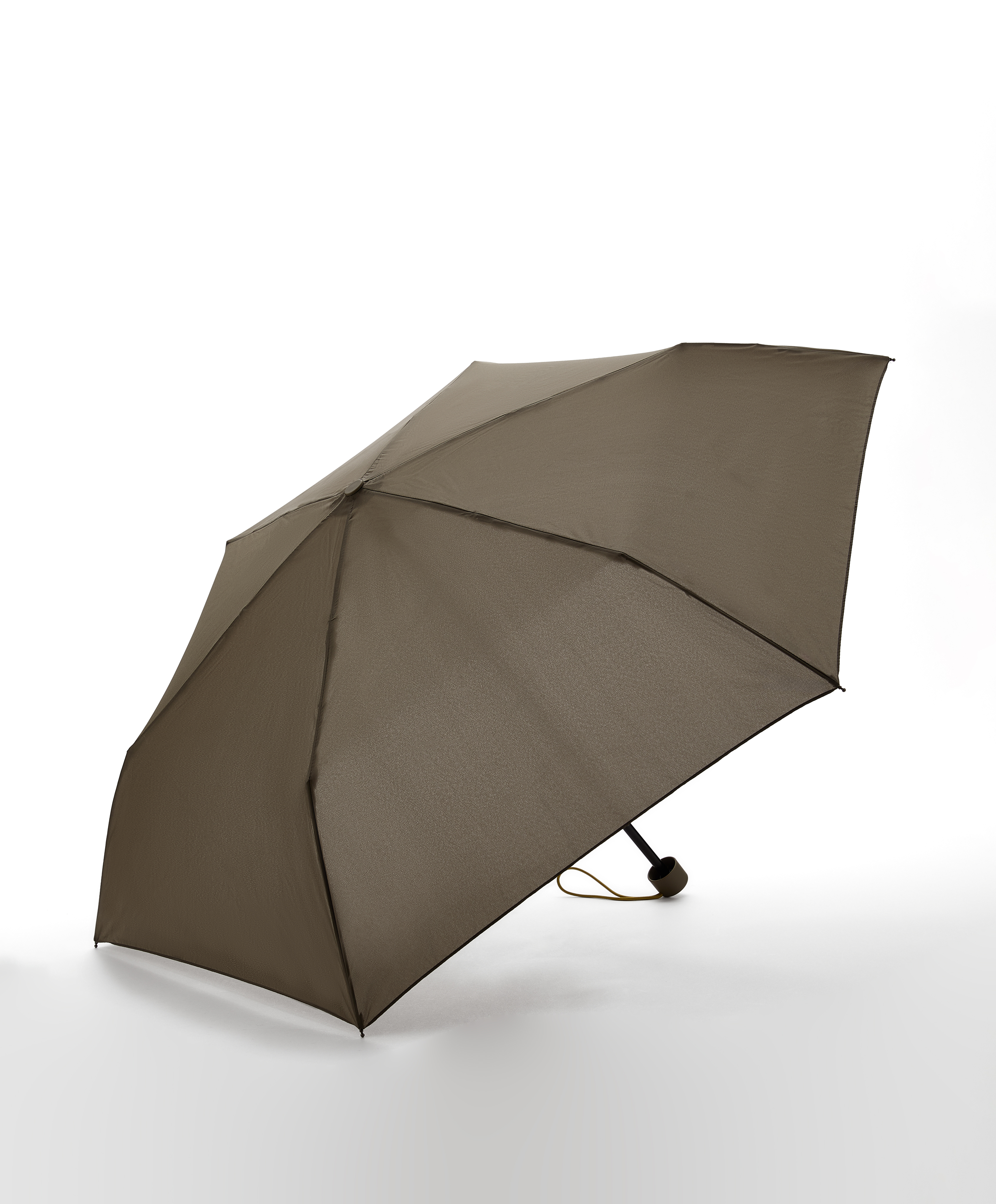 Lightweight umbrella