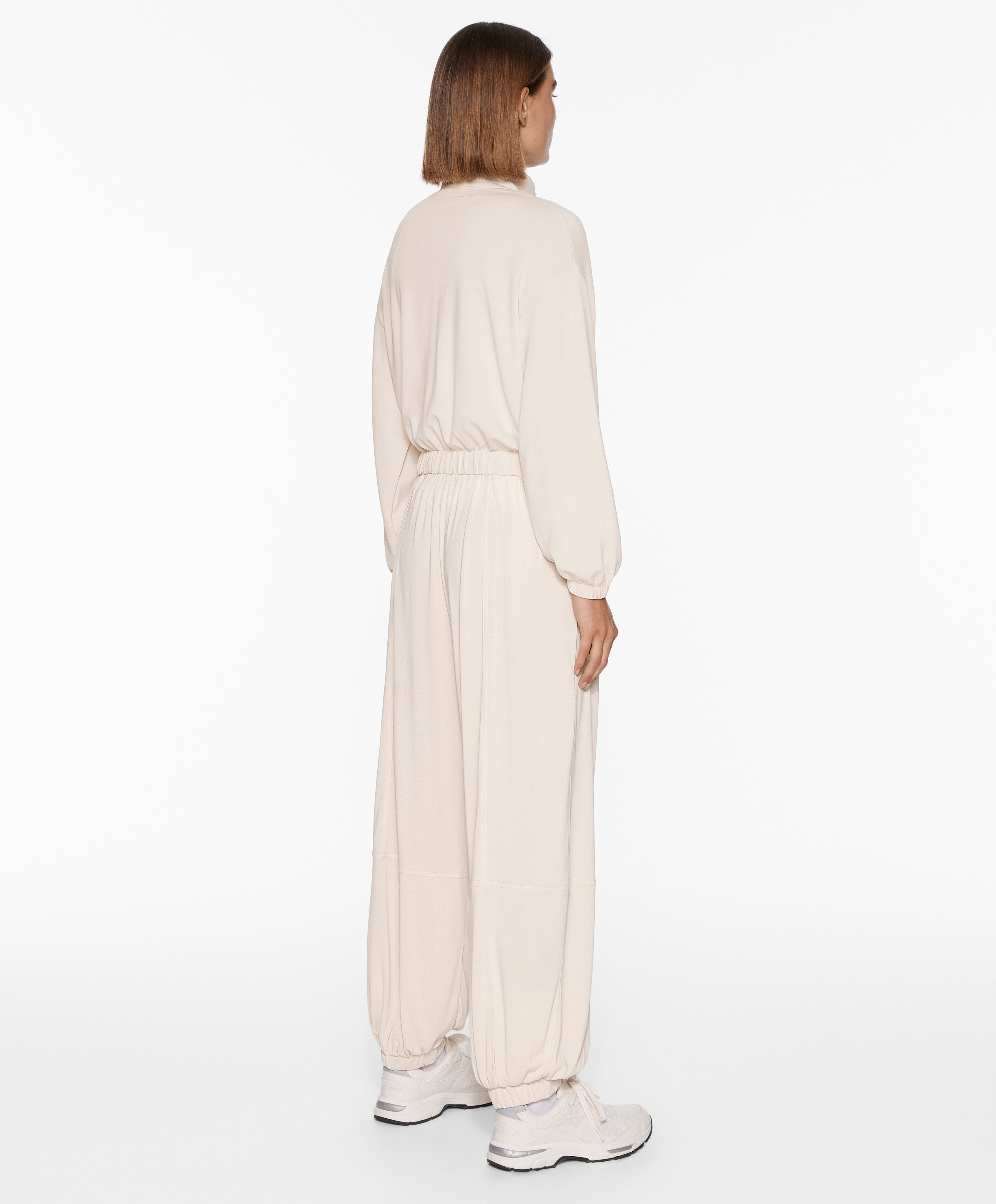 Extra-wide joggers with modal