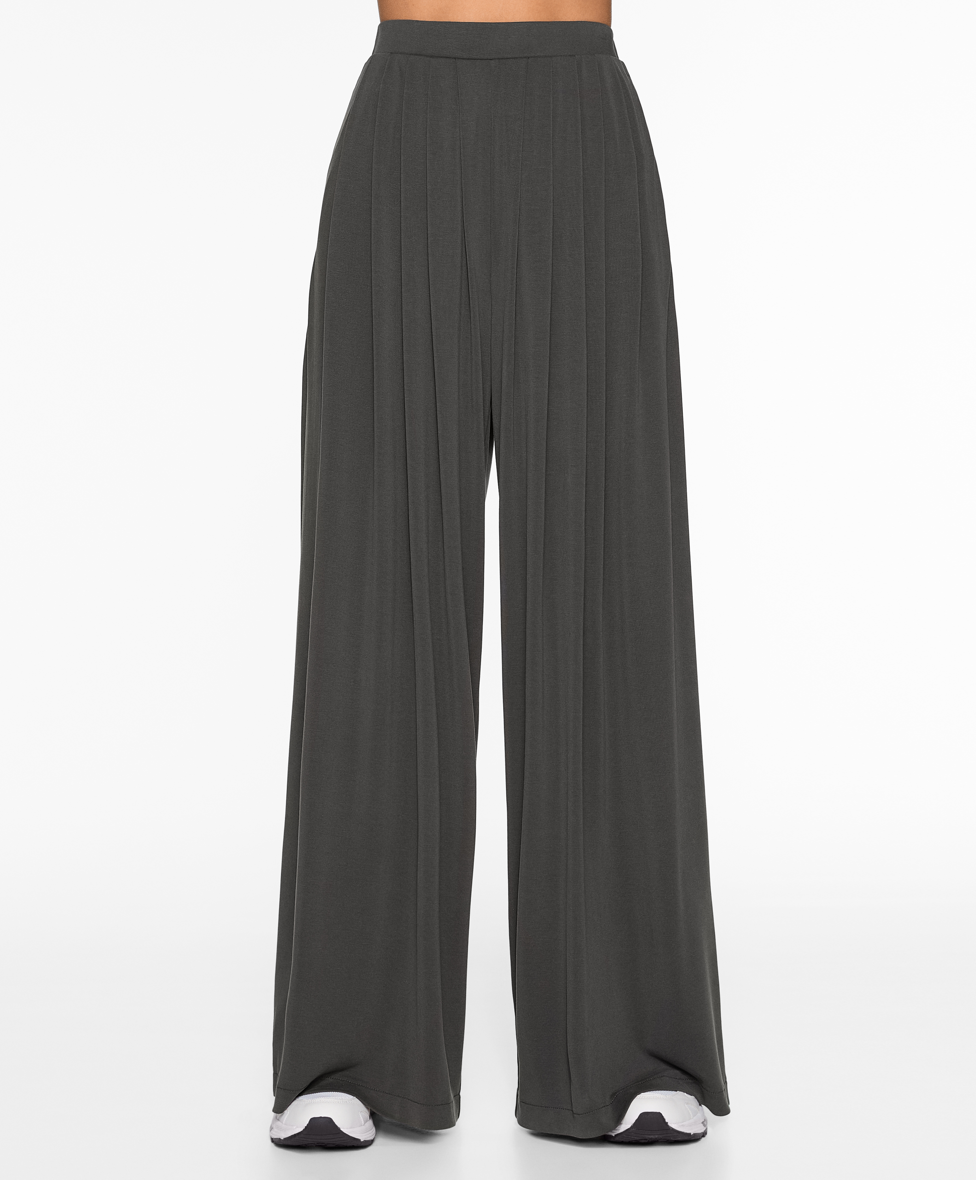 Extra-wide modal blend joggers