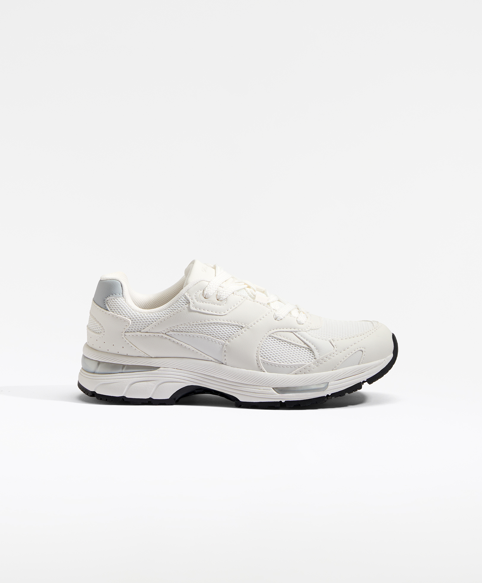 Running-style trainers