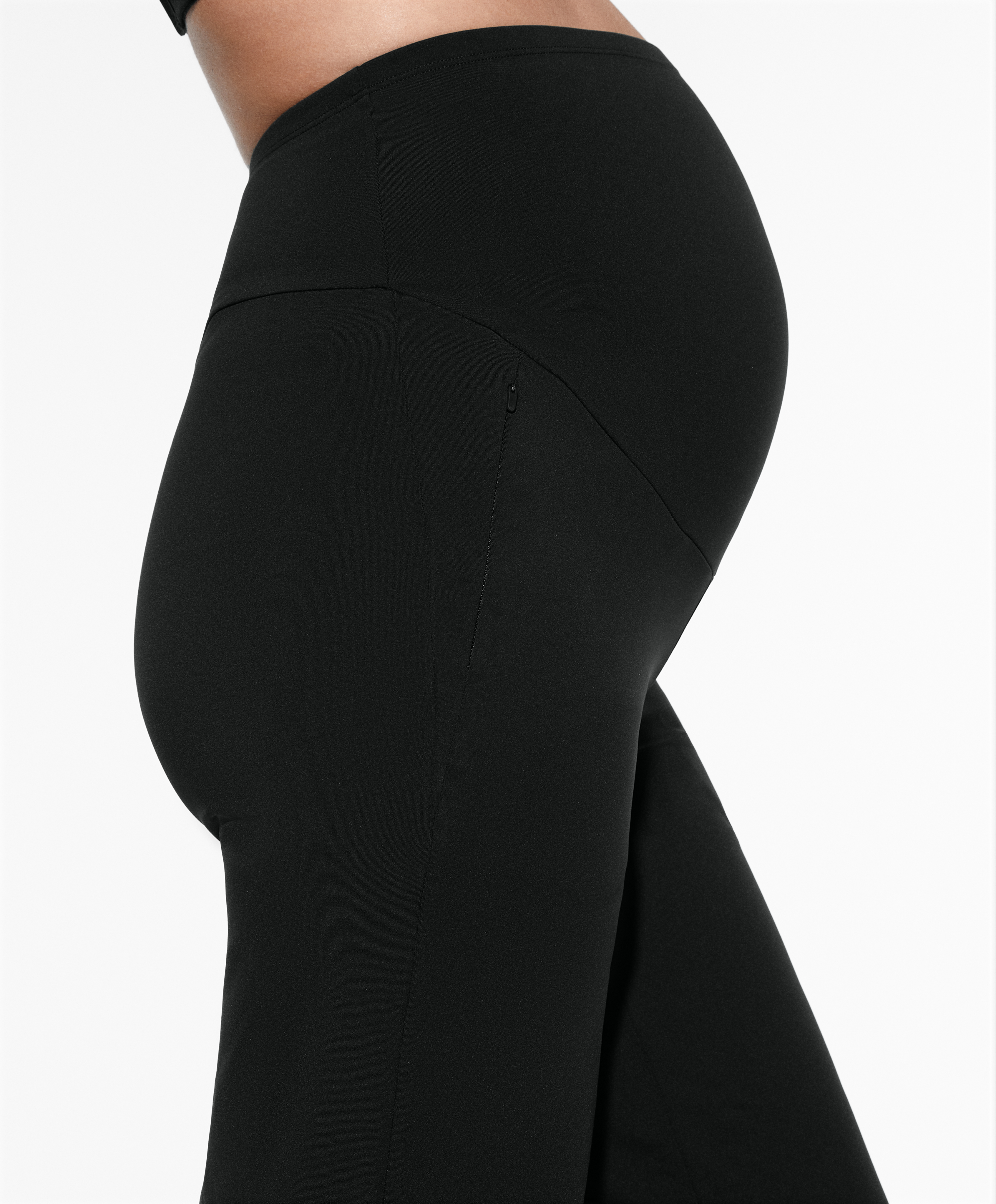 Warm straight-leg maternity trousers