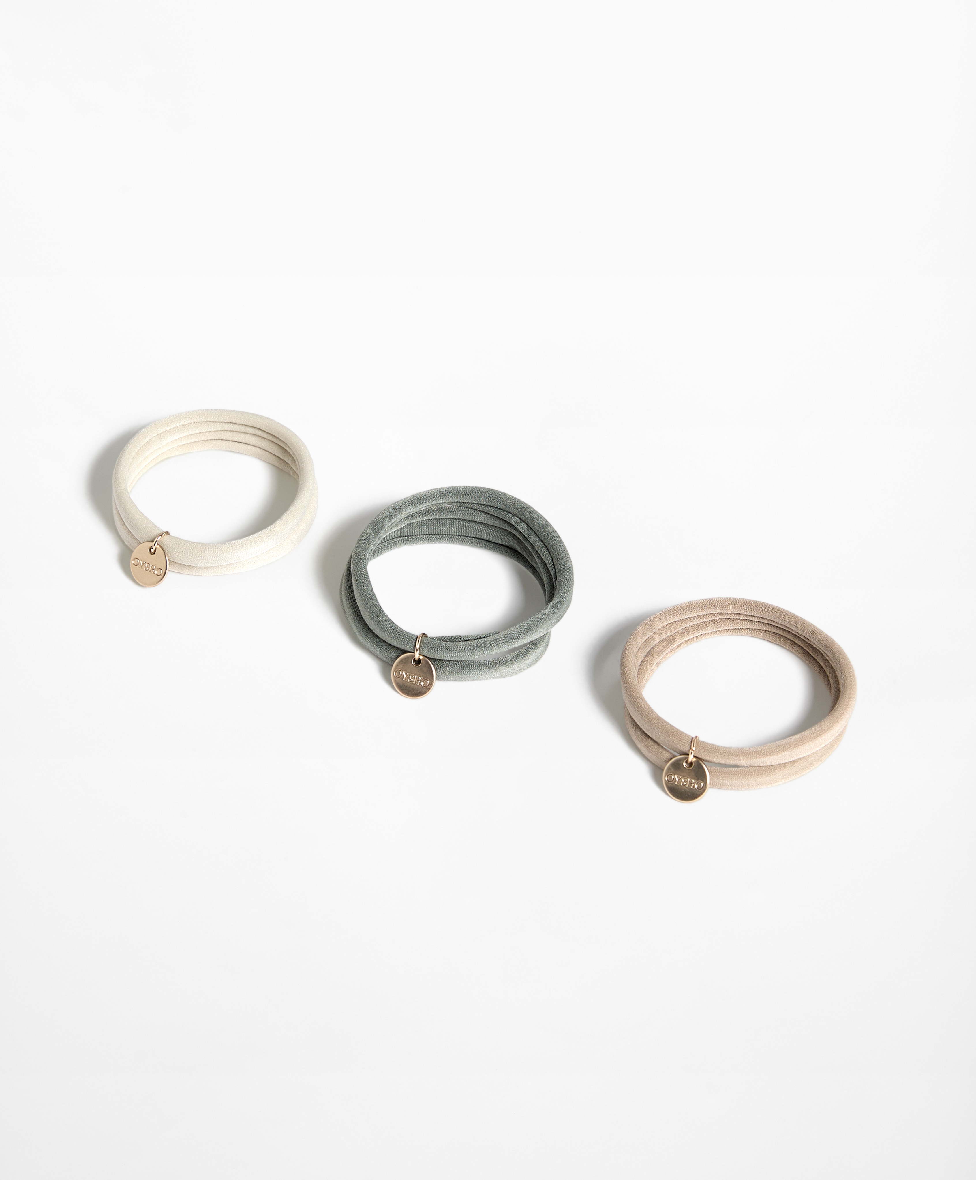 6 Oysho plaque hair ties