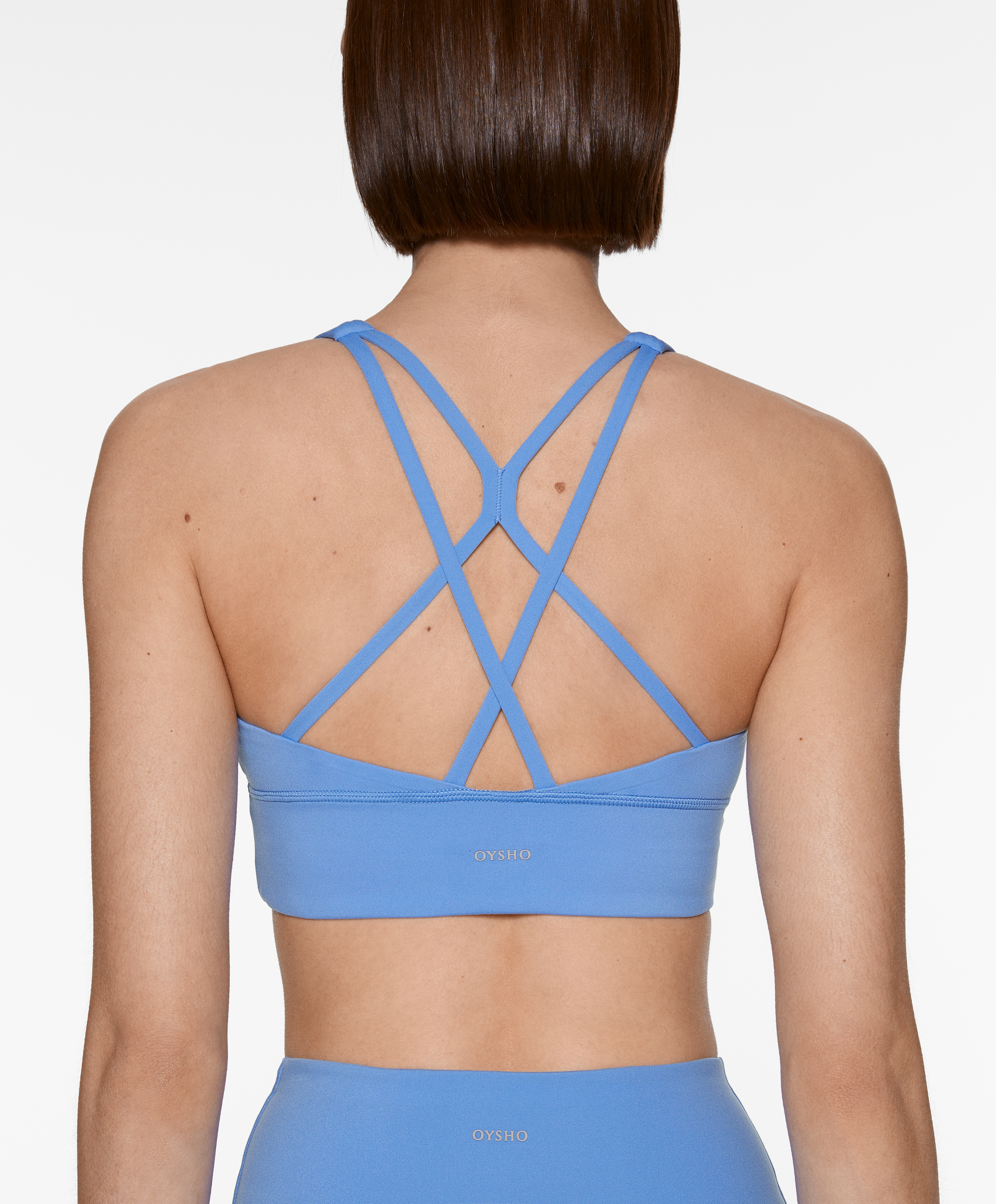 Medium-support comfortlux sports bra with cups