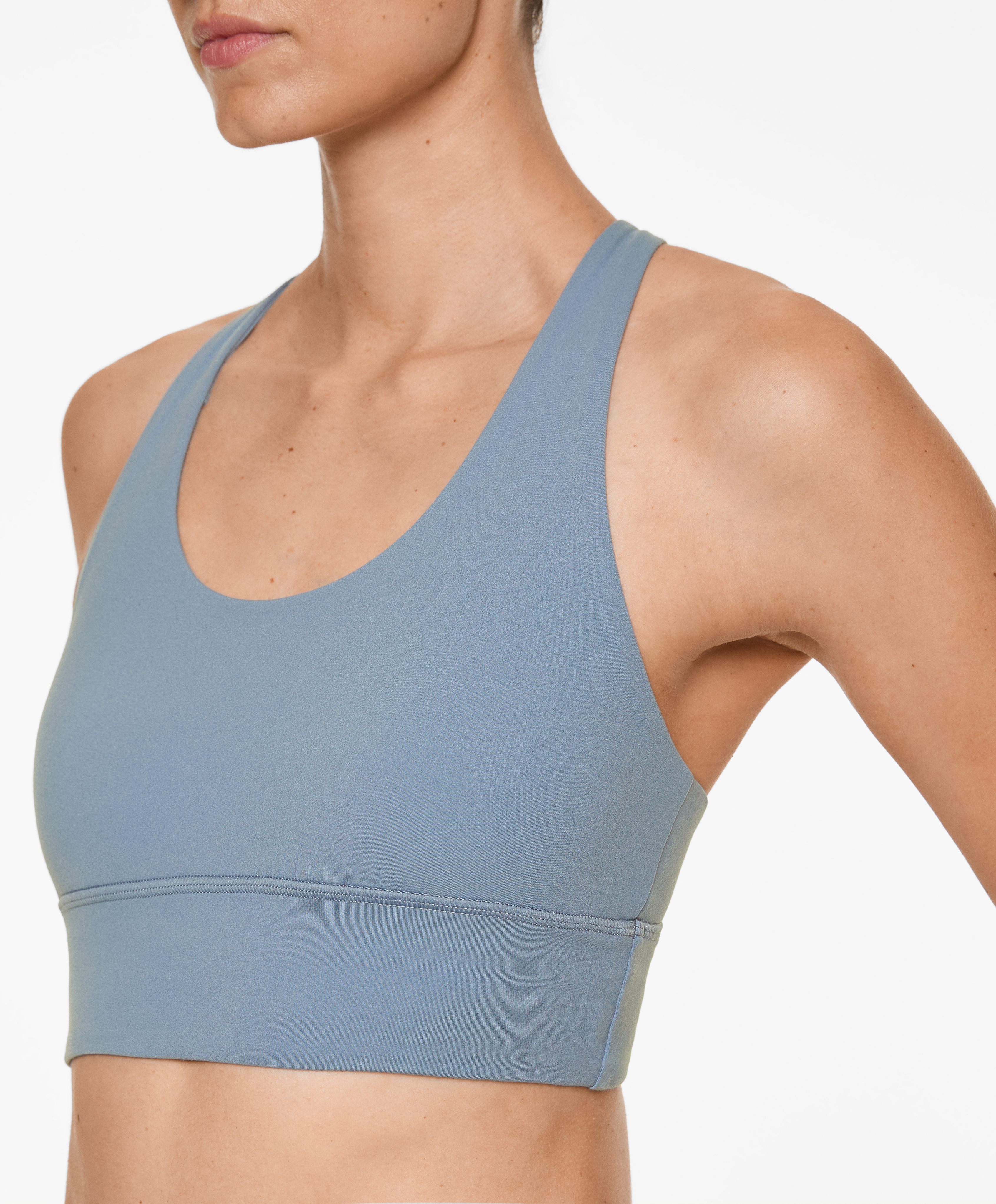 Medium-support comfortlux sports bra with cups
