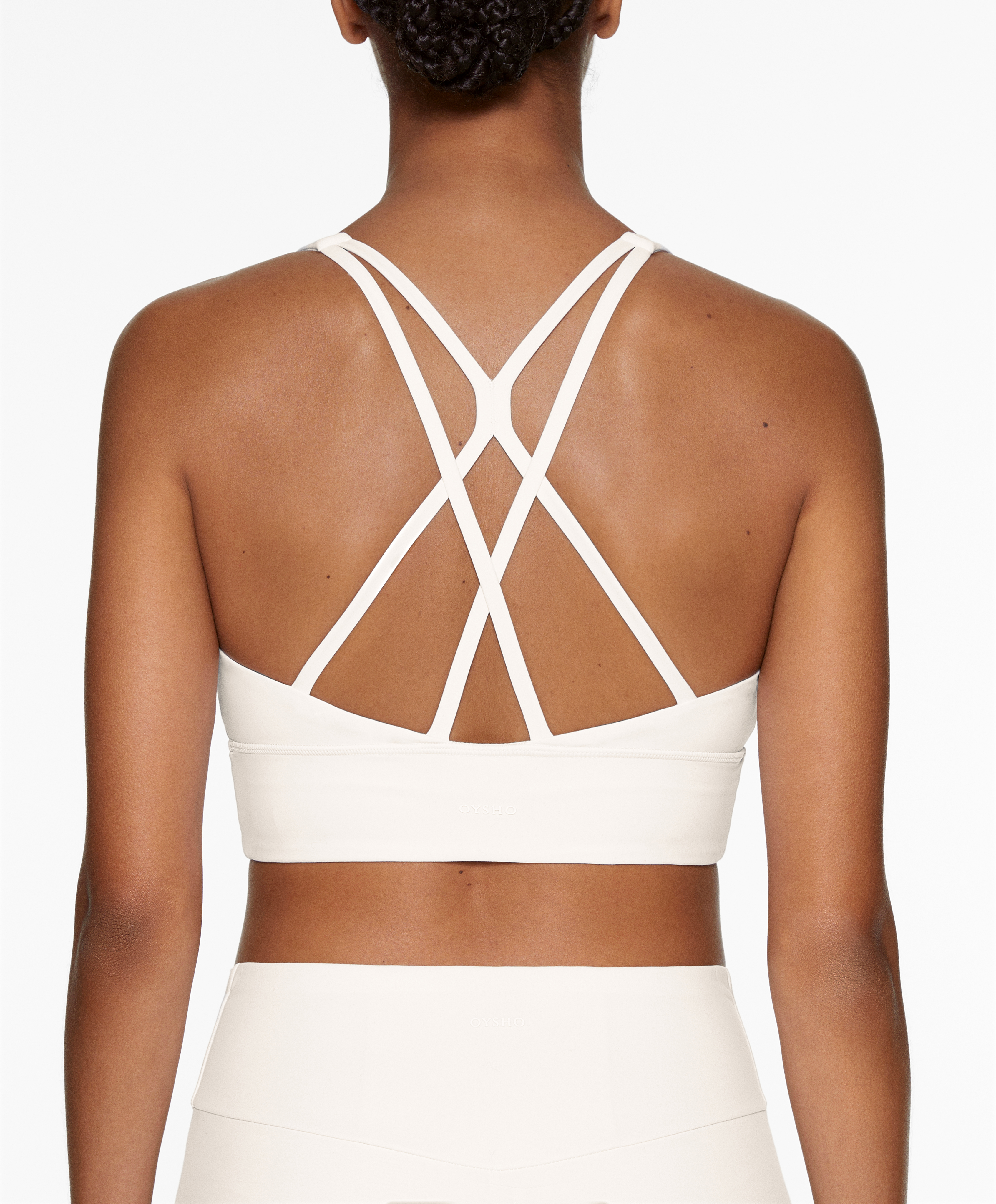 Medium-support comfortlux sports bra with cups