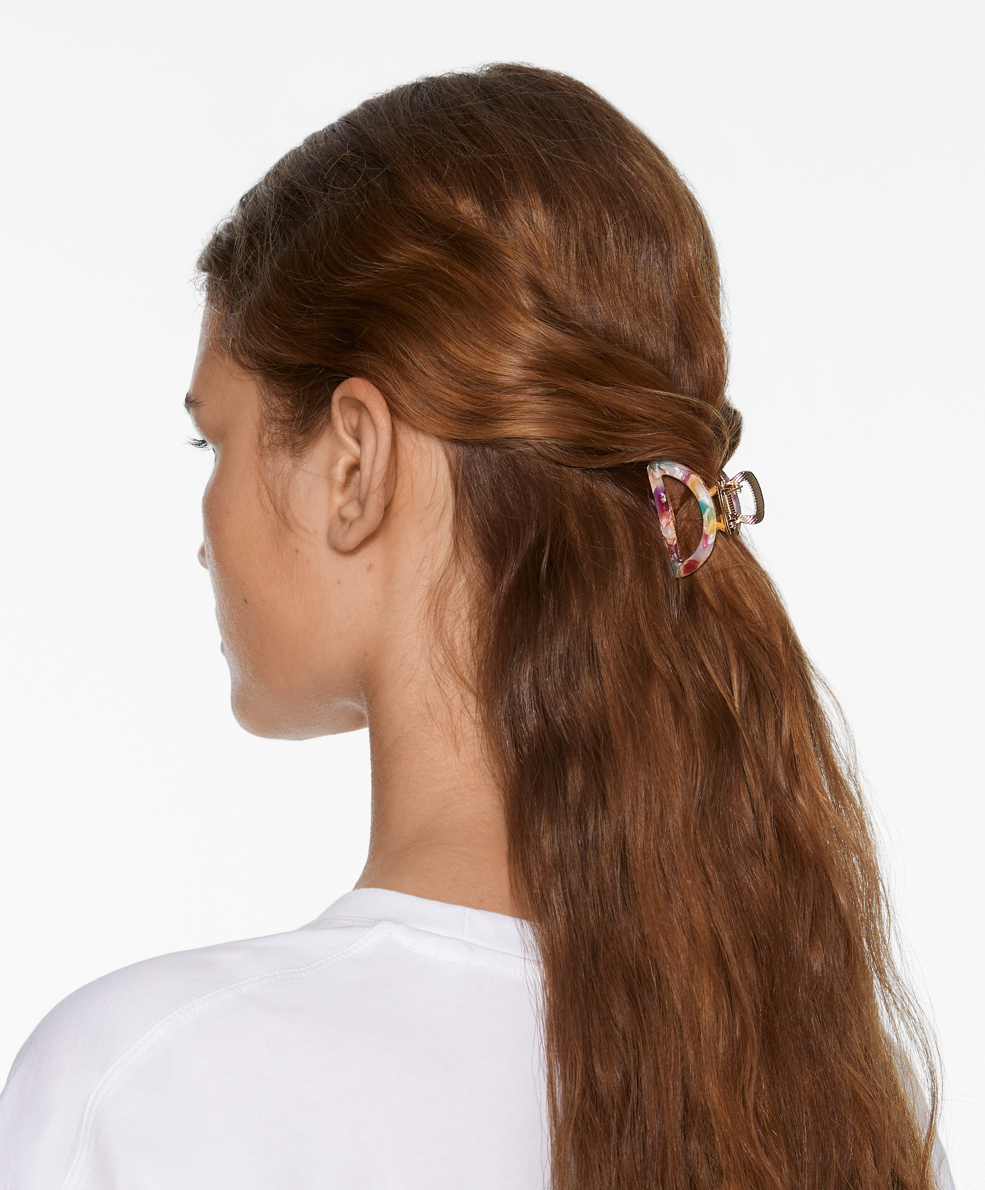 2 metallic mini hair clips