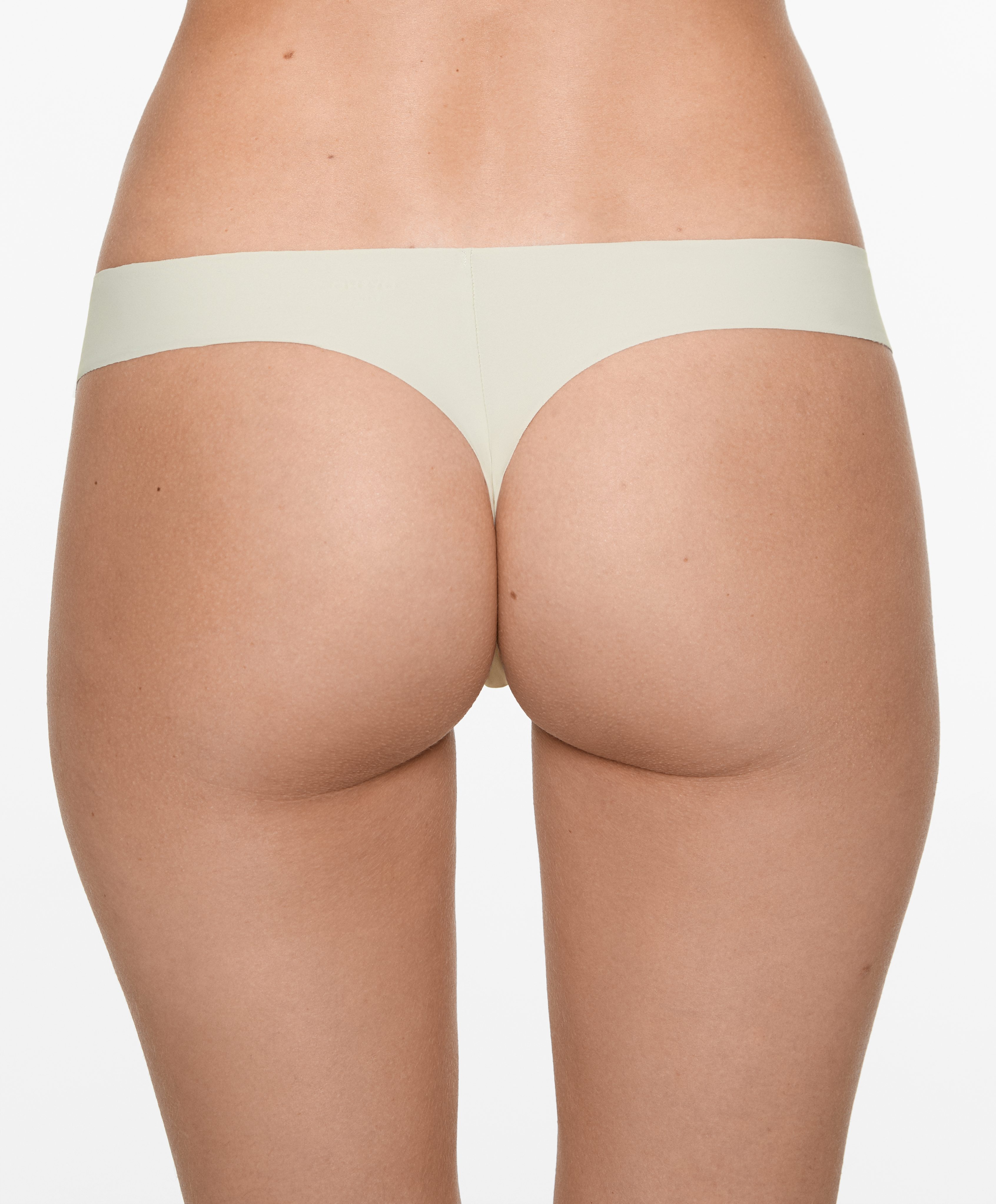 5 laser-cut polyamide blend thongs