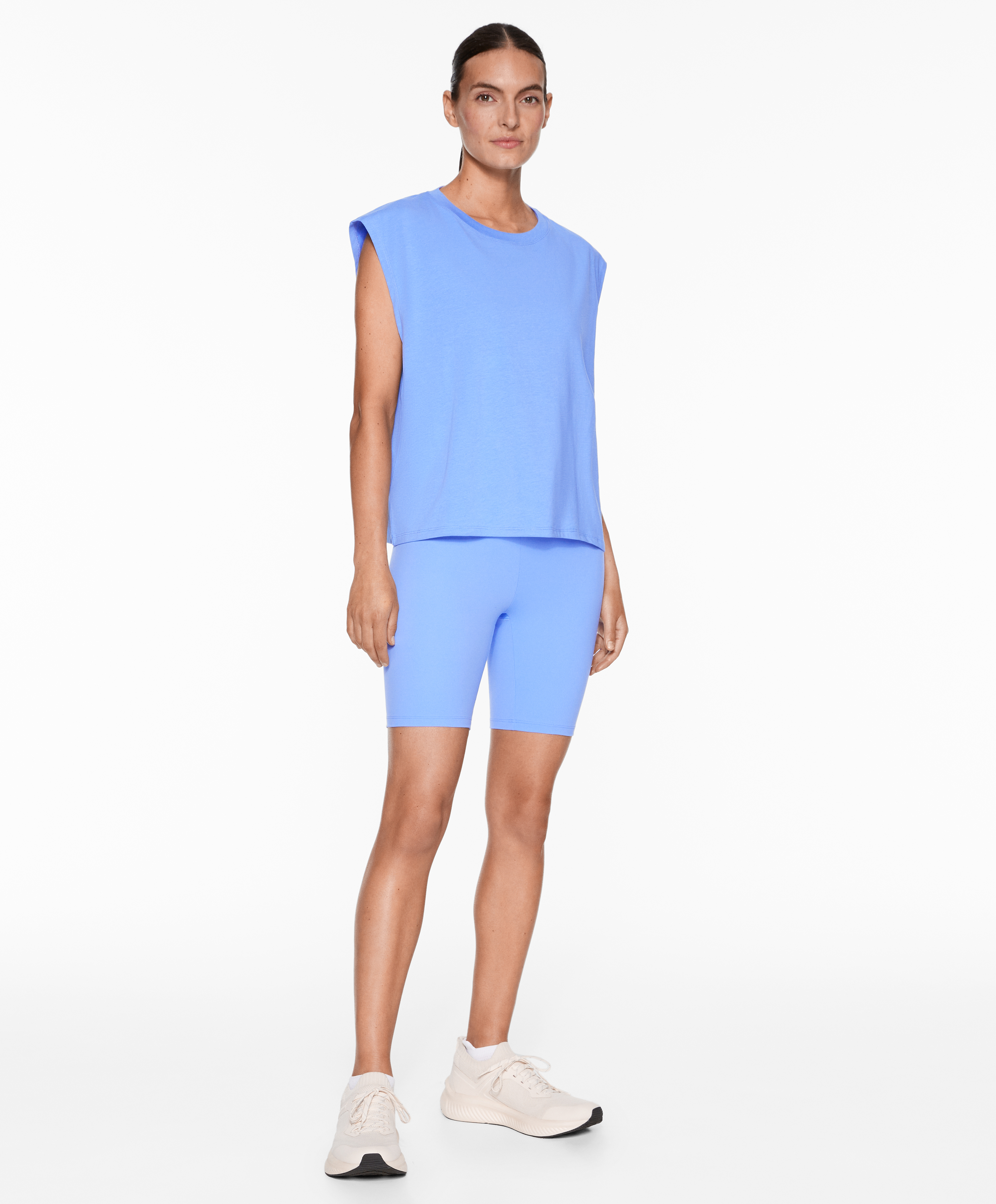 Cotton blend sleeveless seamless T-shirt