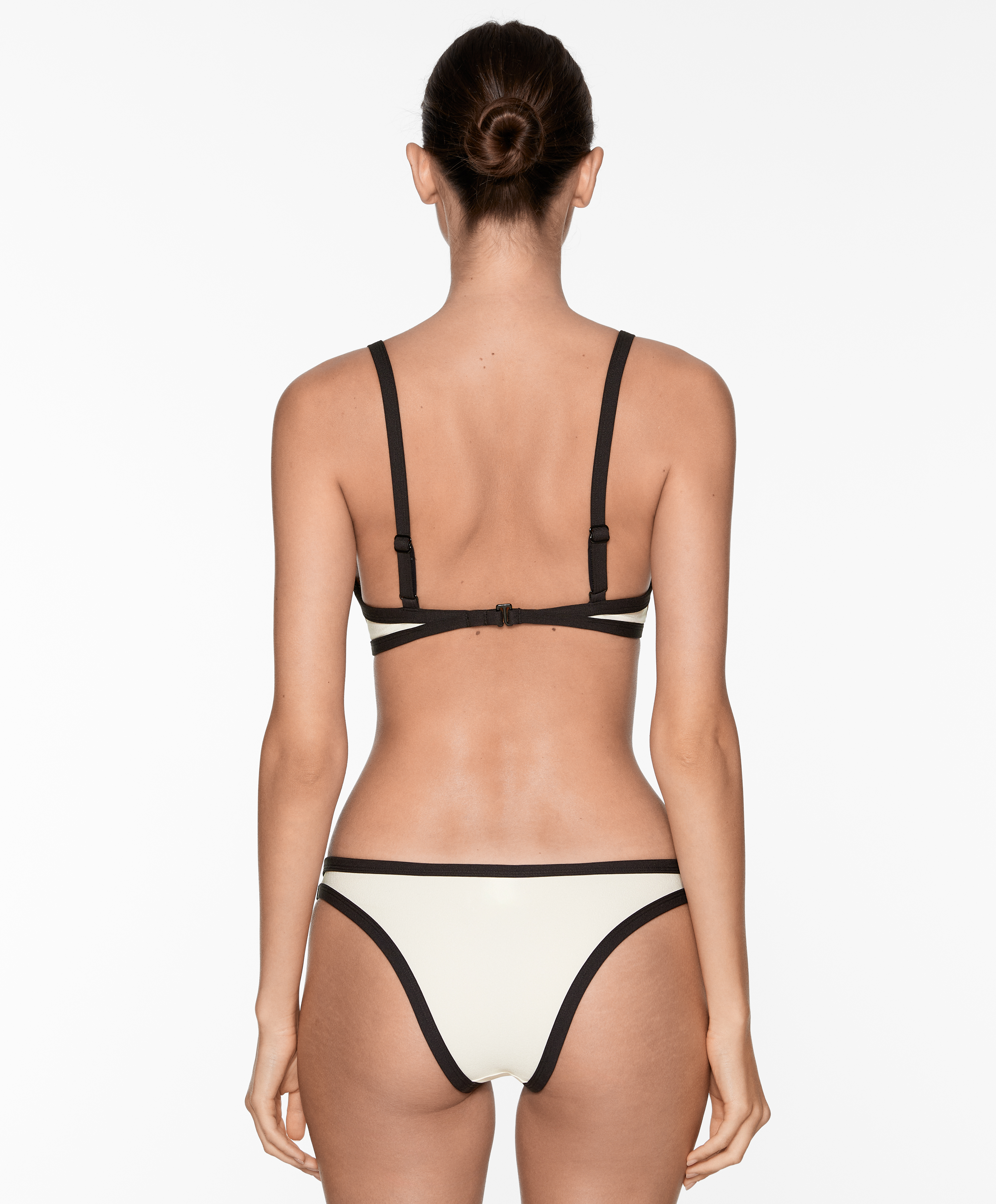 Contrast trim medium-coverage bikini briefs