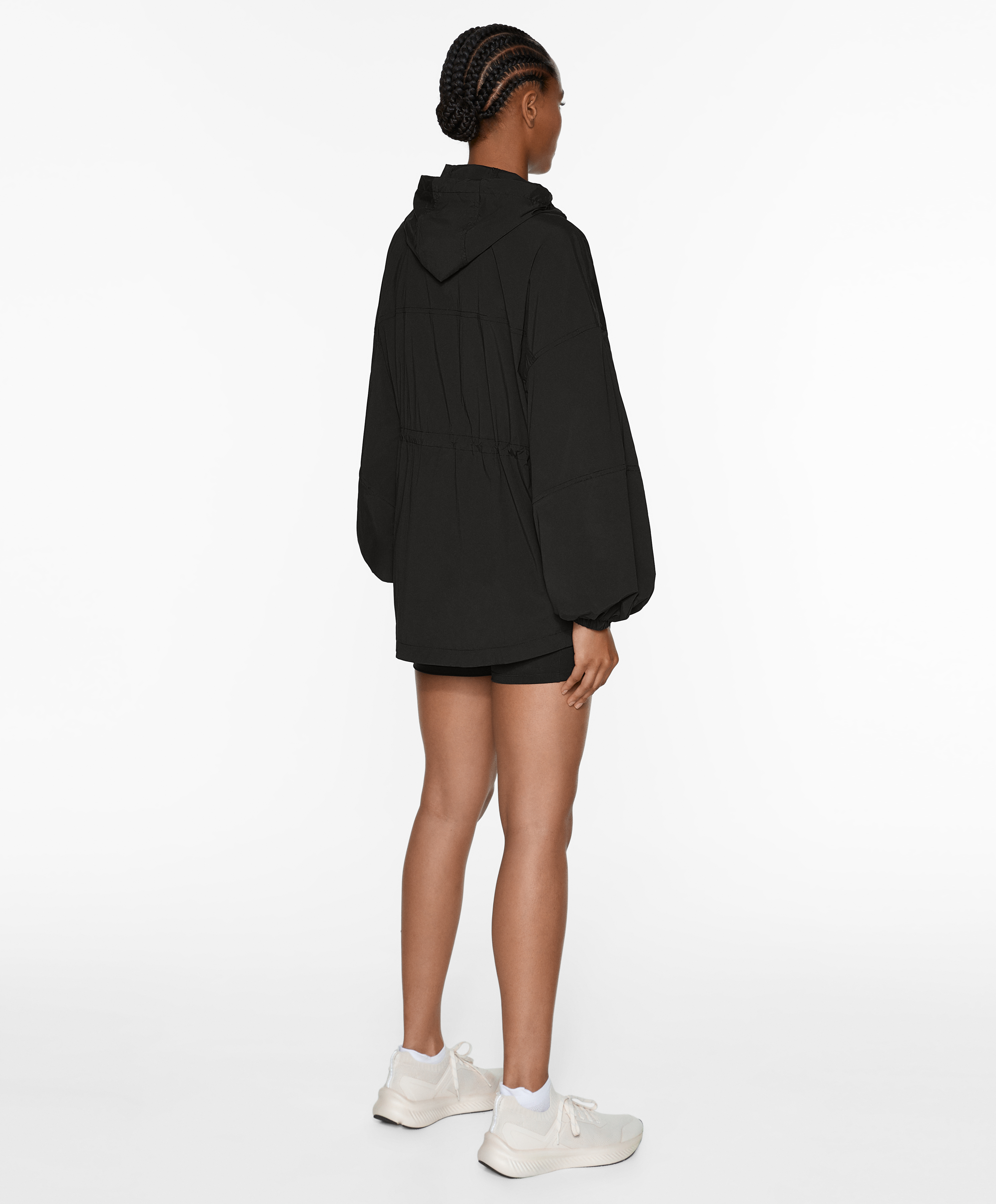 Water-repellent technical windbreaker