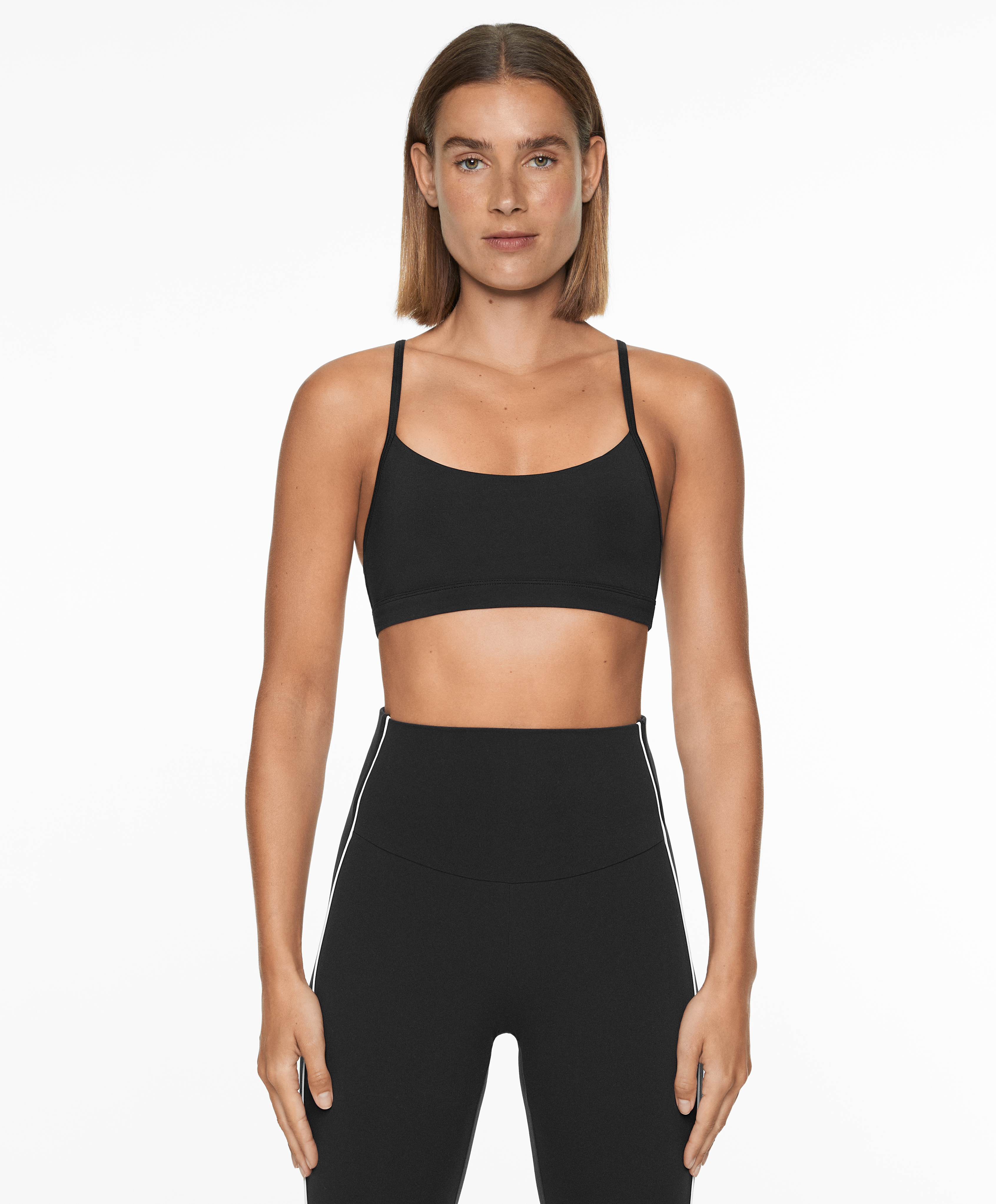 Low-support Comfortlux sports bra with cups