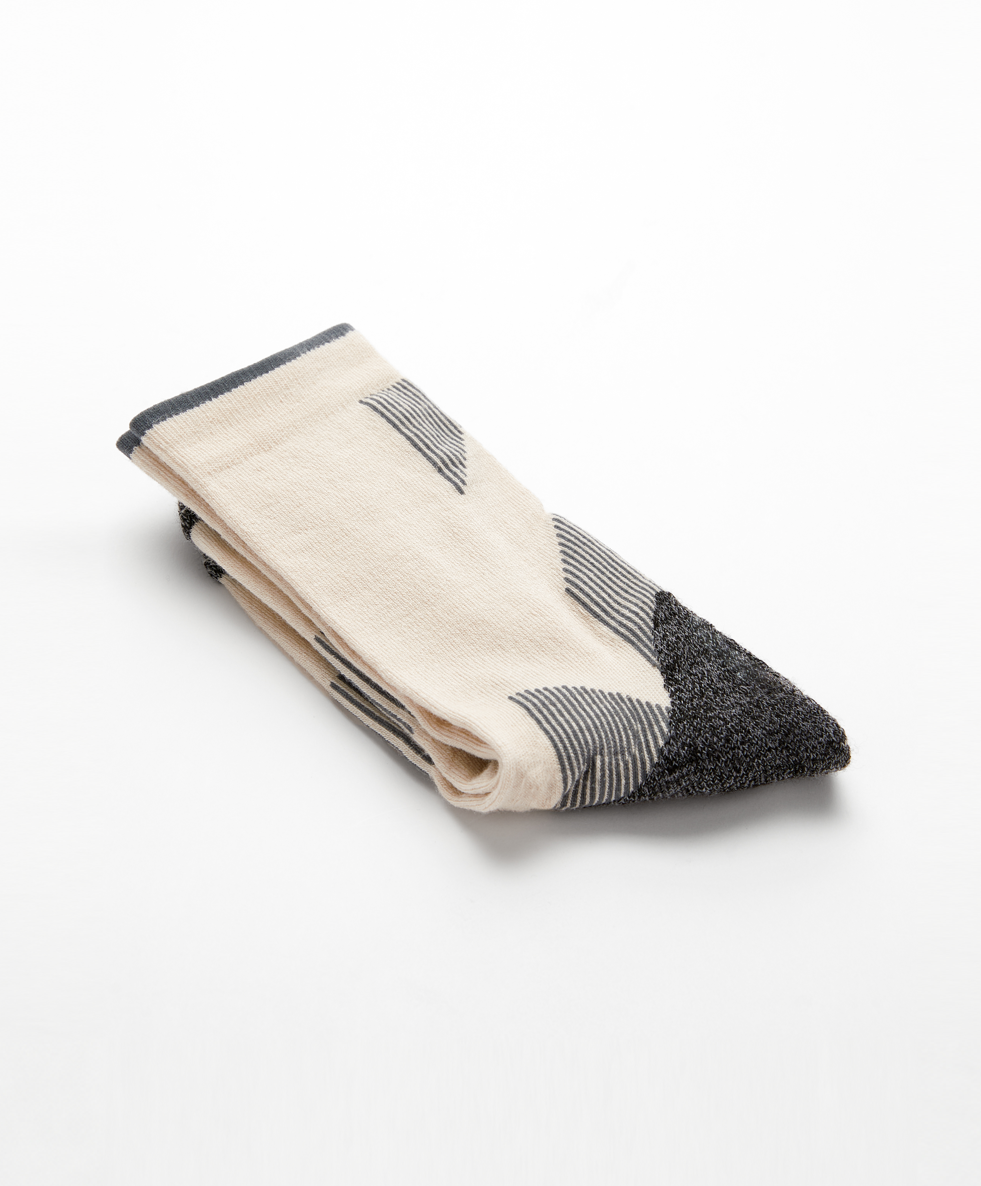 Classic hiking socks with wool