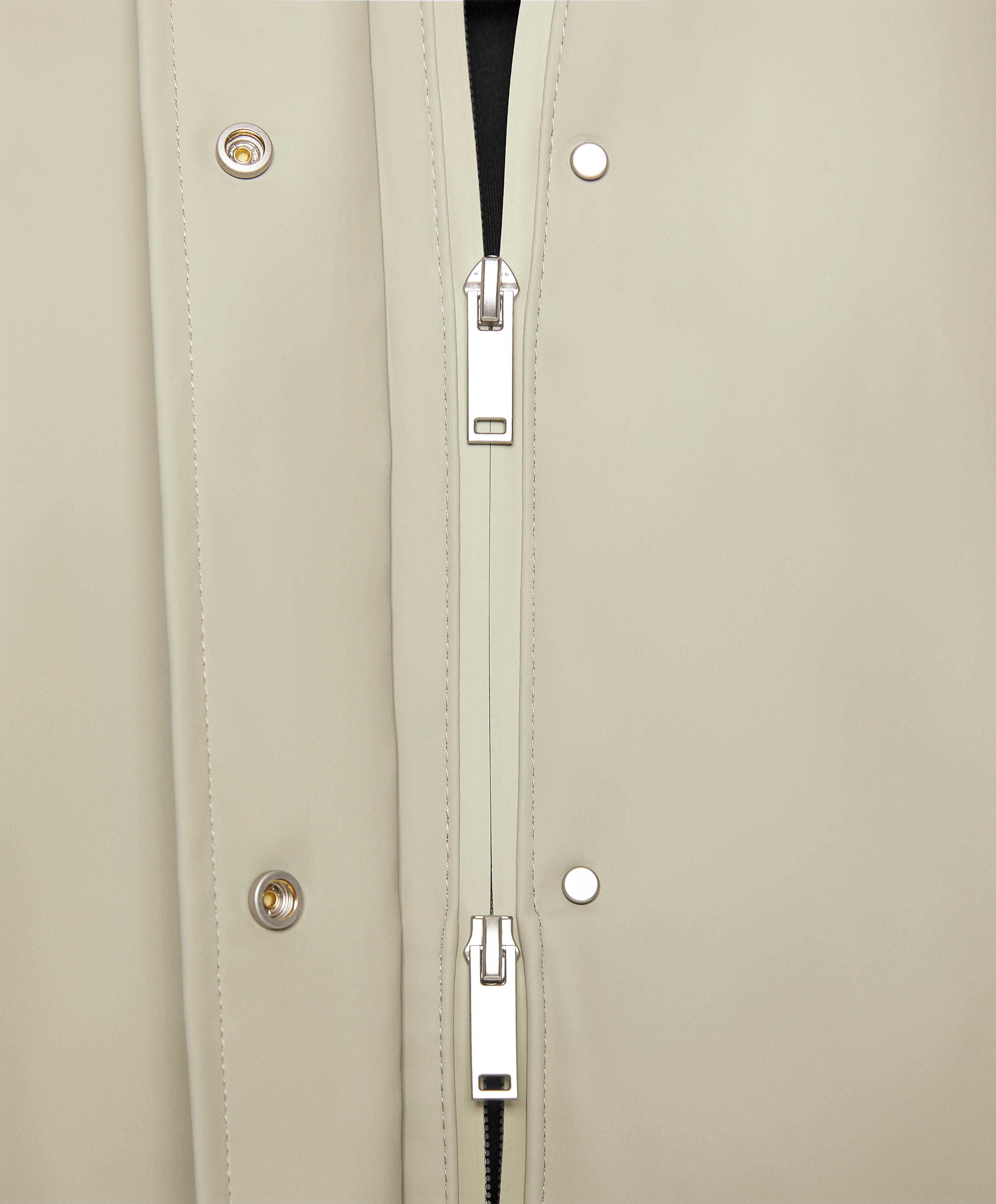 Lightweight 3k water-resistant jacket