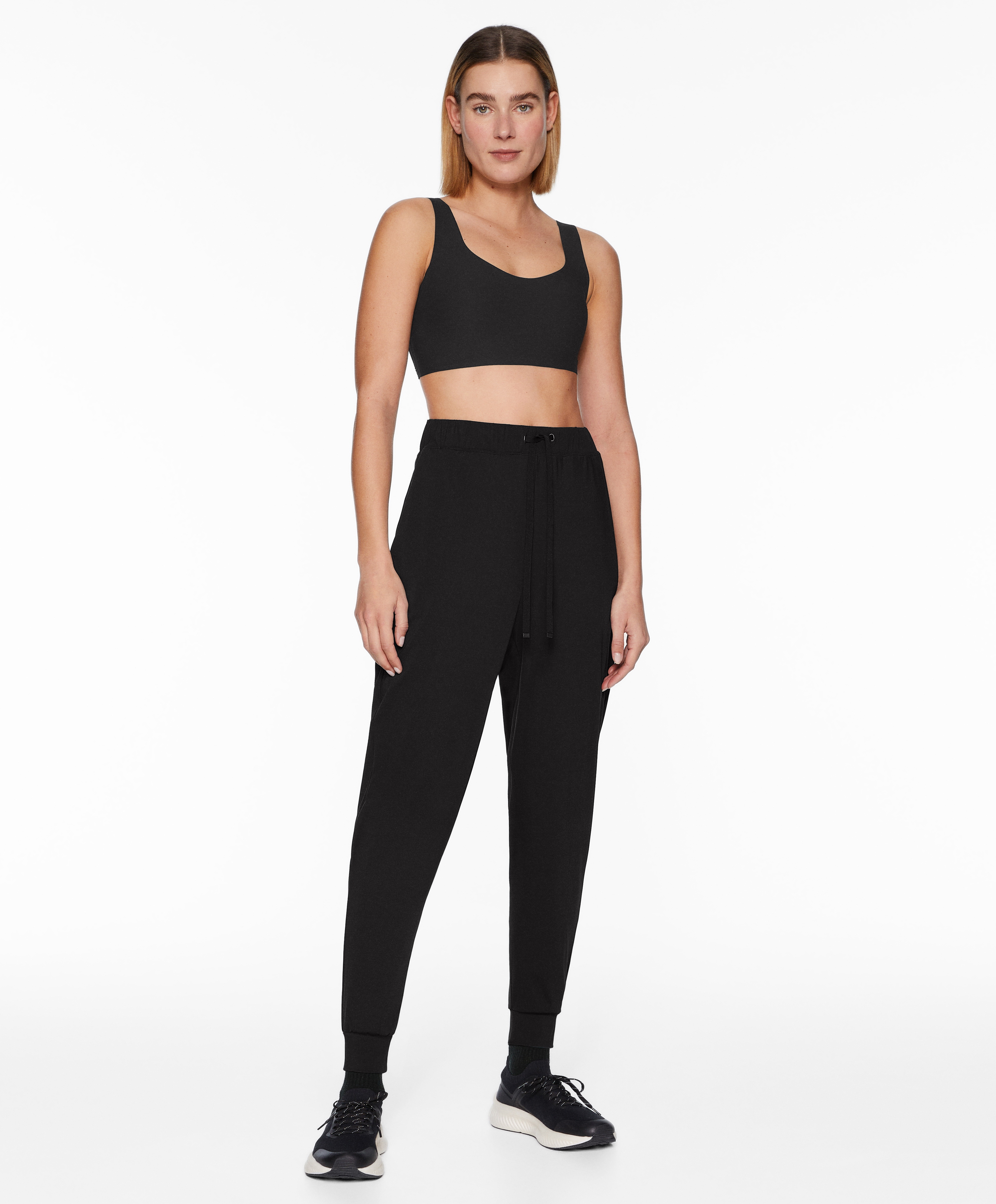 Classic light-touch fitted joggers