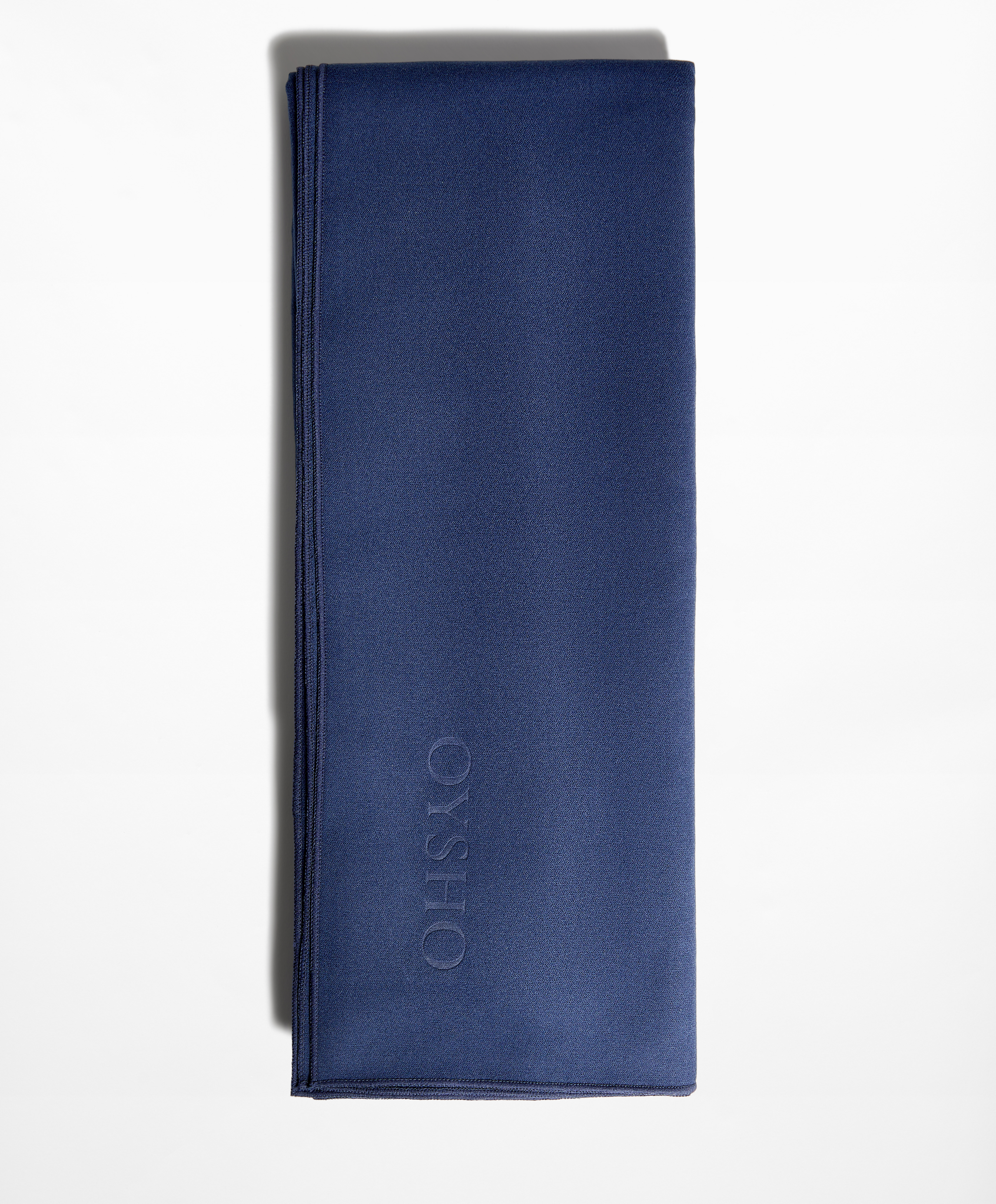 Medium quick-drying microfibre towel