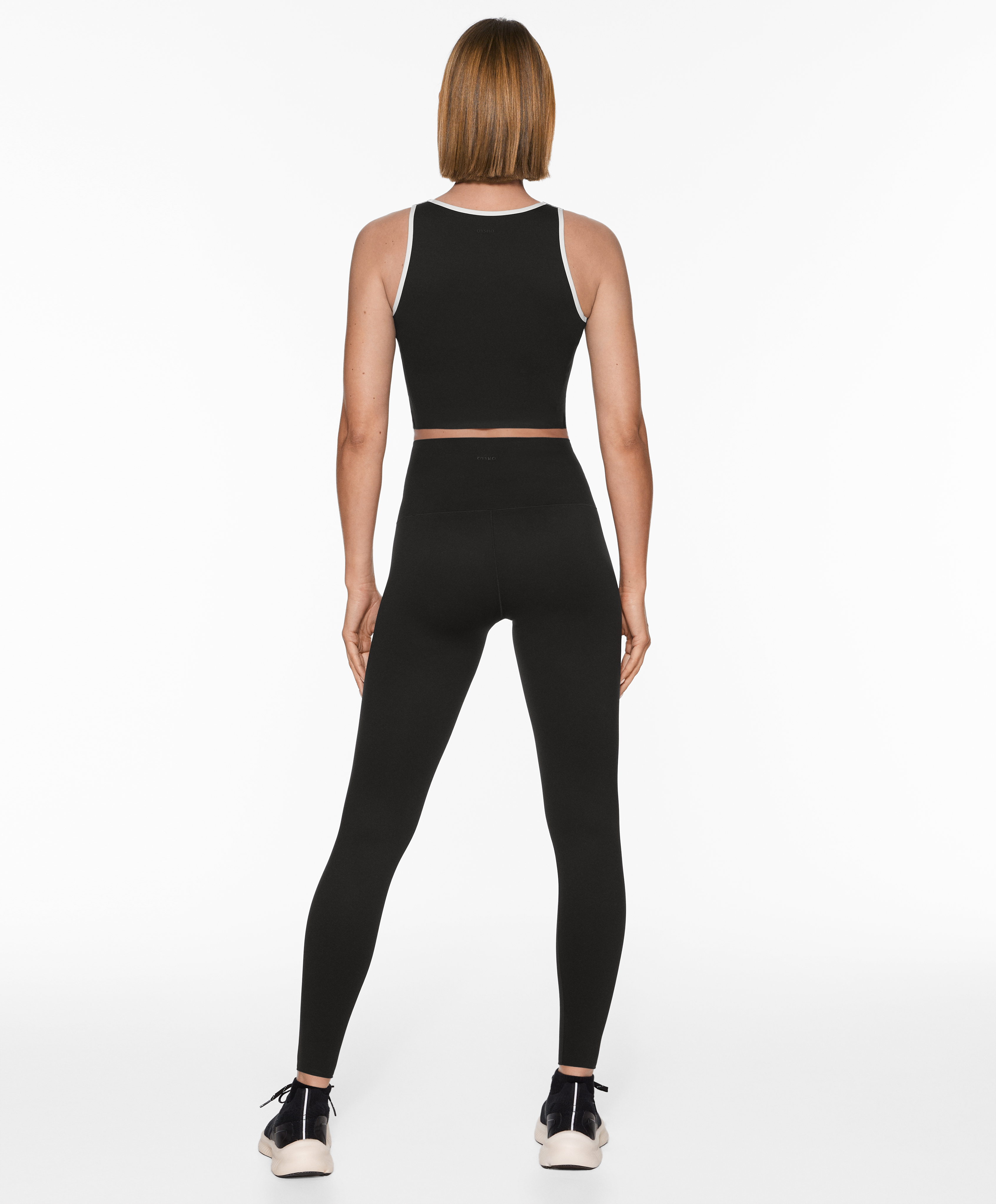 Perfect-adapt piping tank top