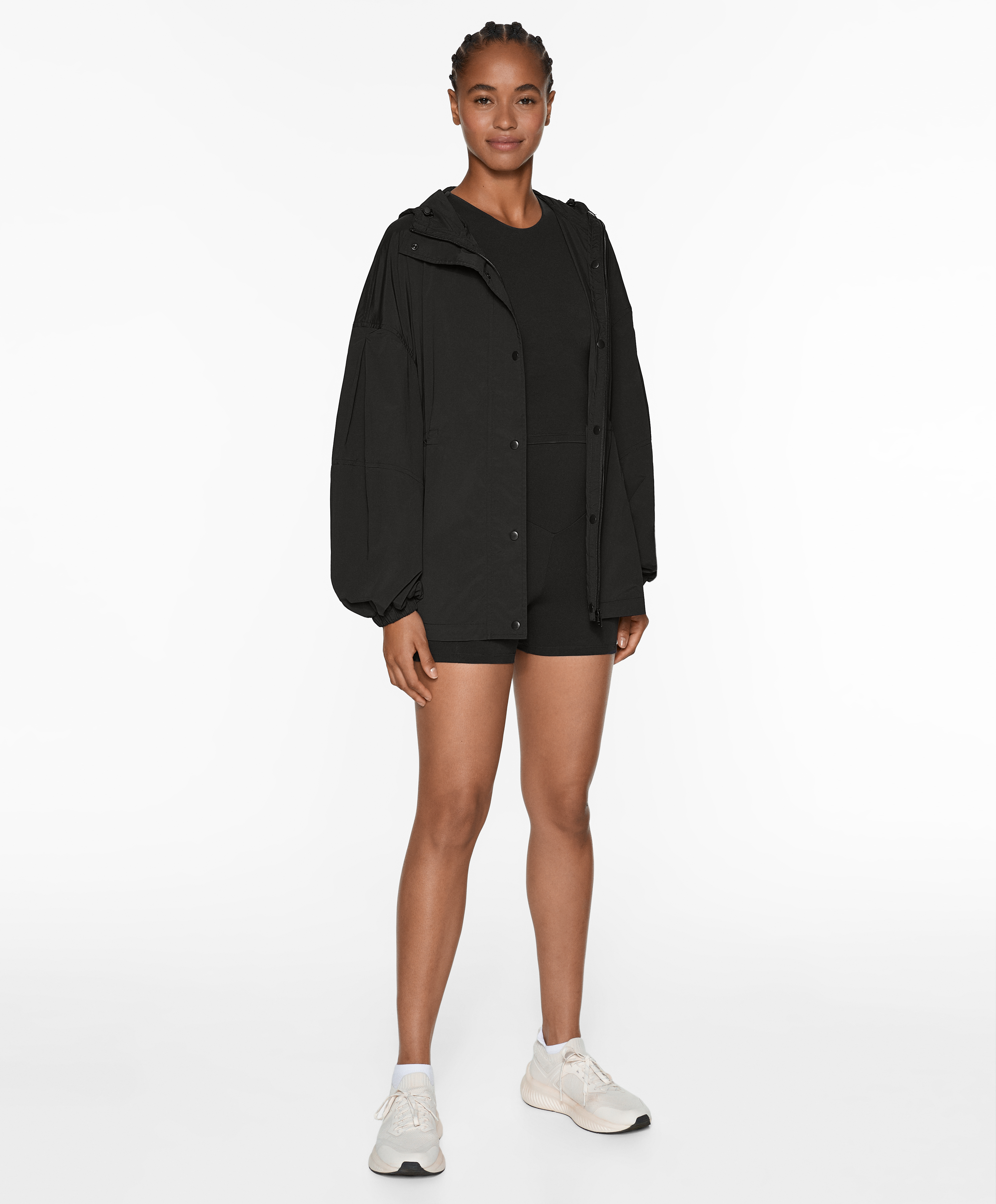 Water-repellent technical windbreaker