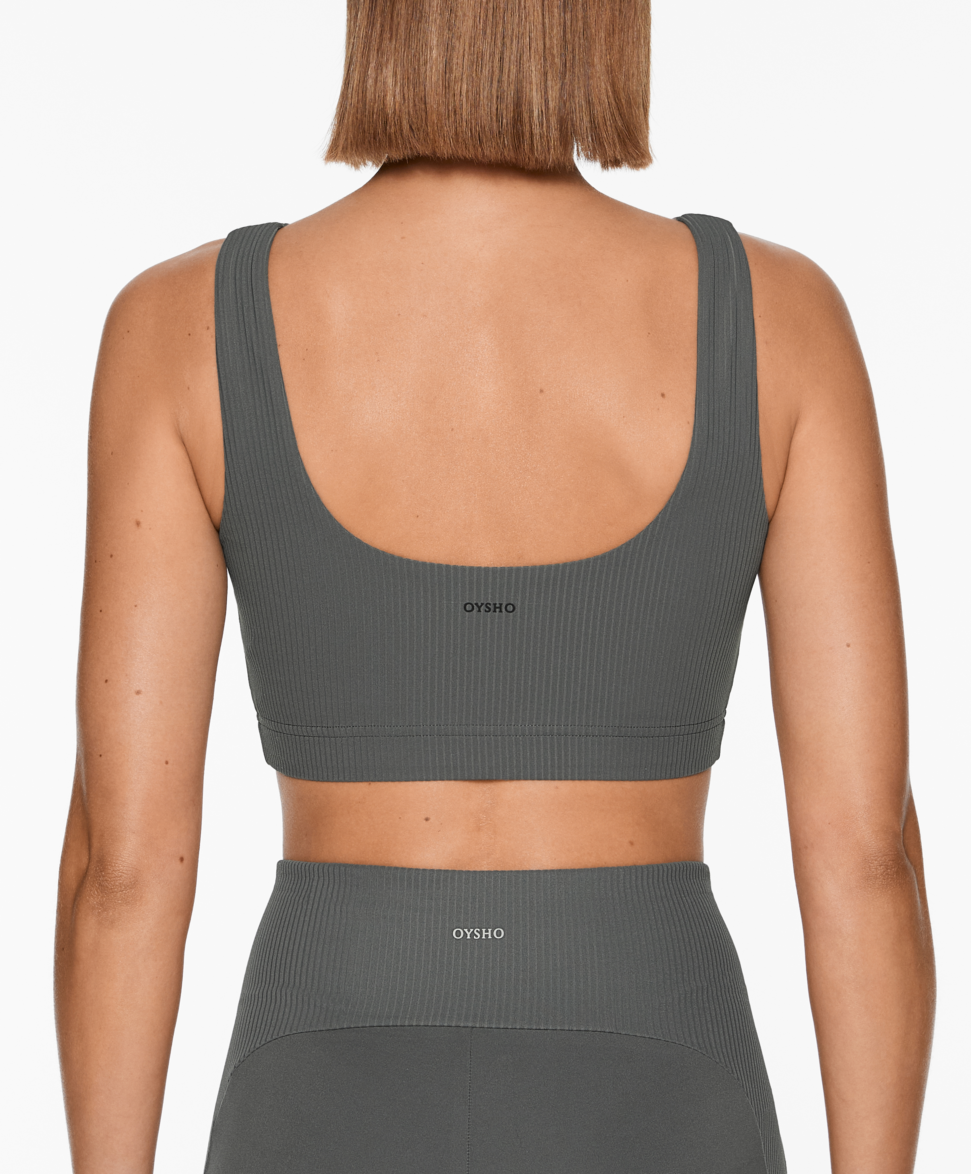 Medium-support comfortlux rib sports bra with cups
