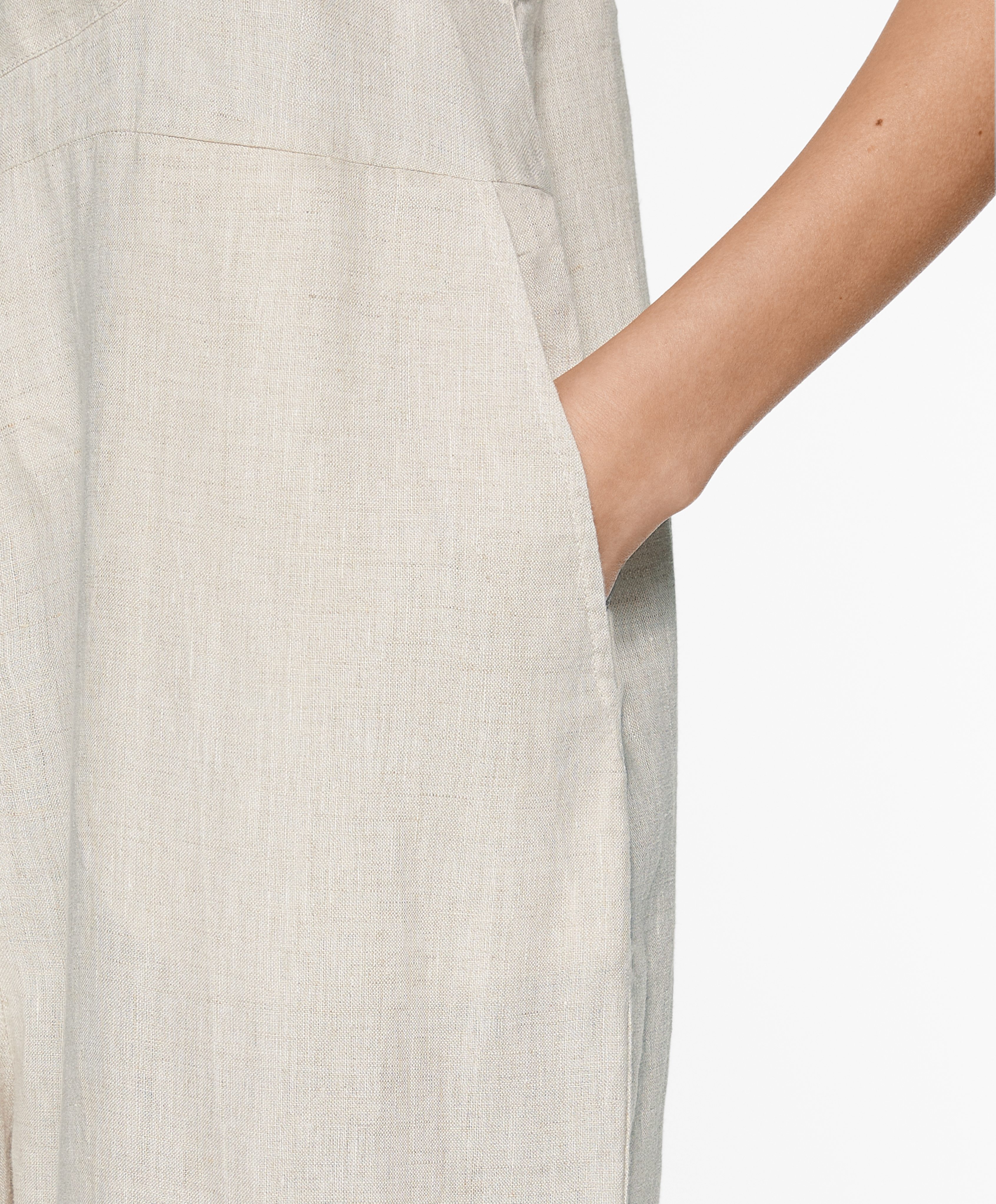100% linen strappy jumpsuit