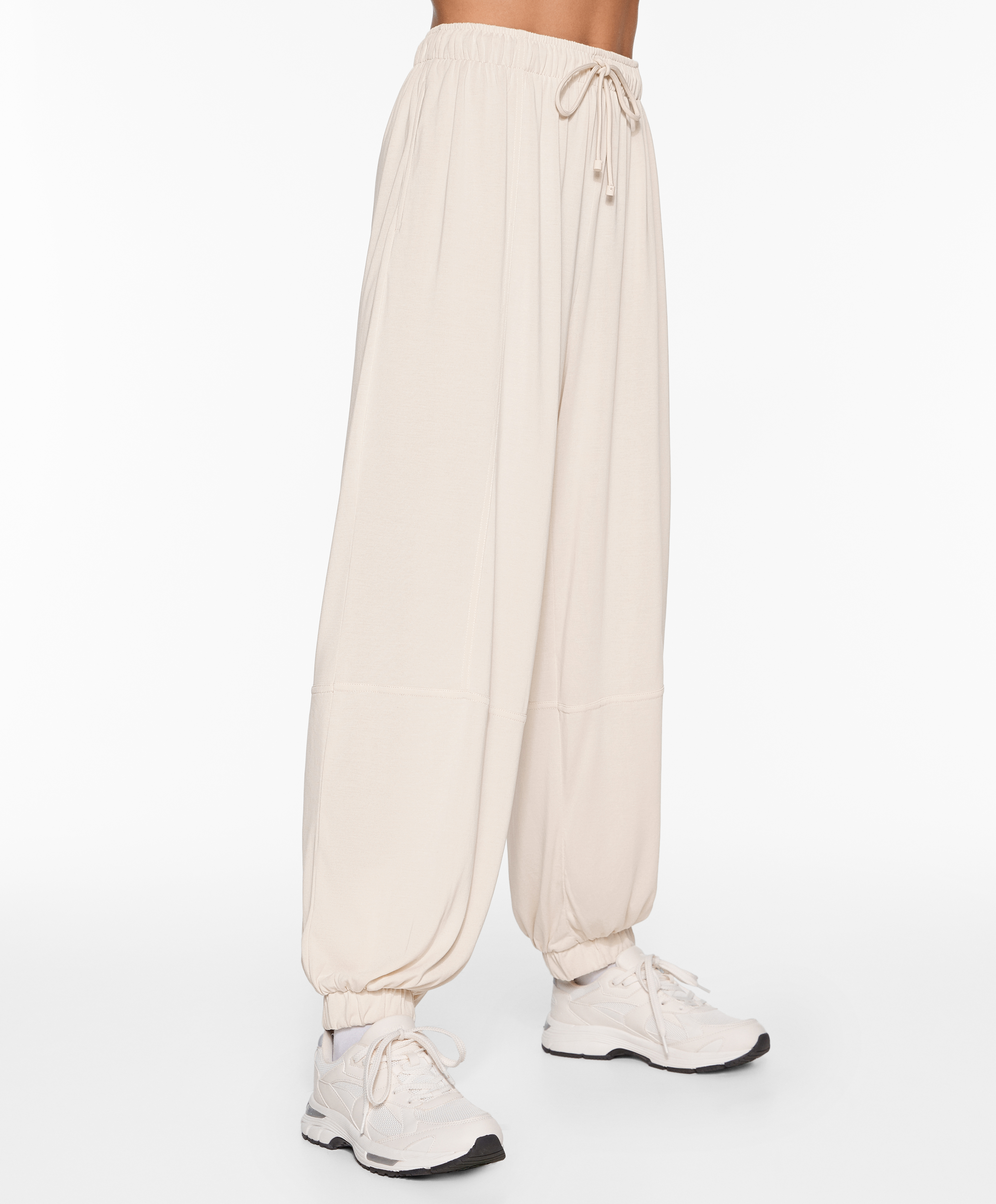 Extra-wide joggers with modal