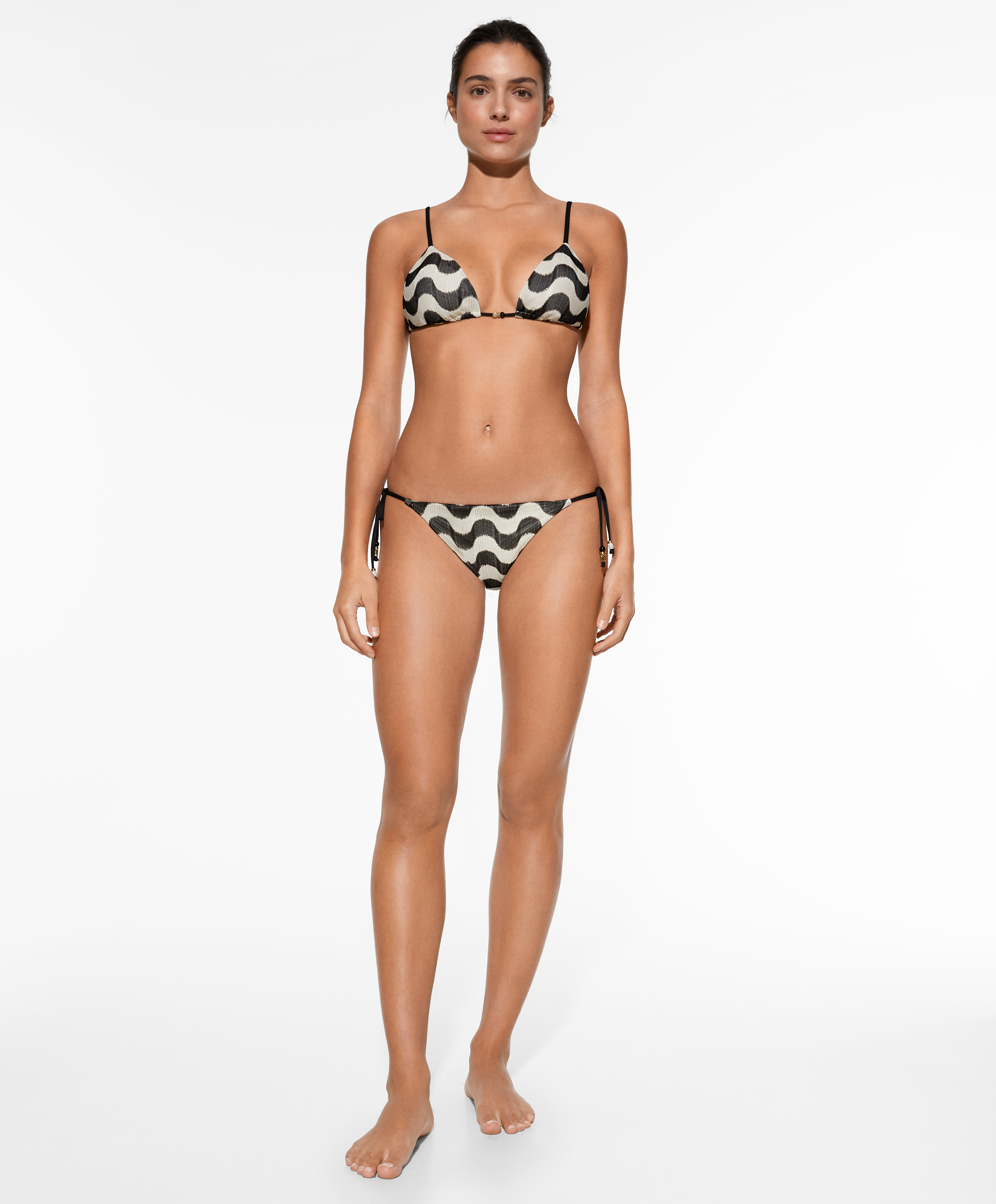 Medium-coverage crochet bikini briefs with ties