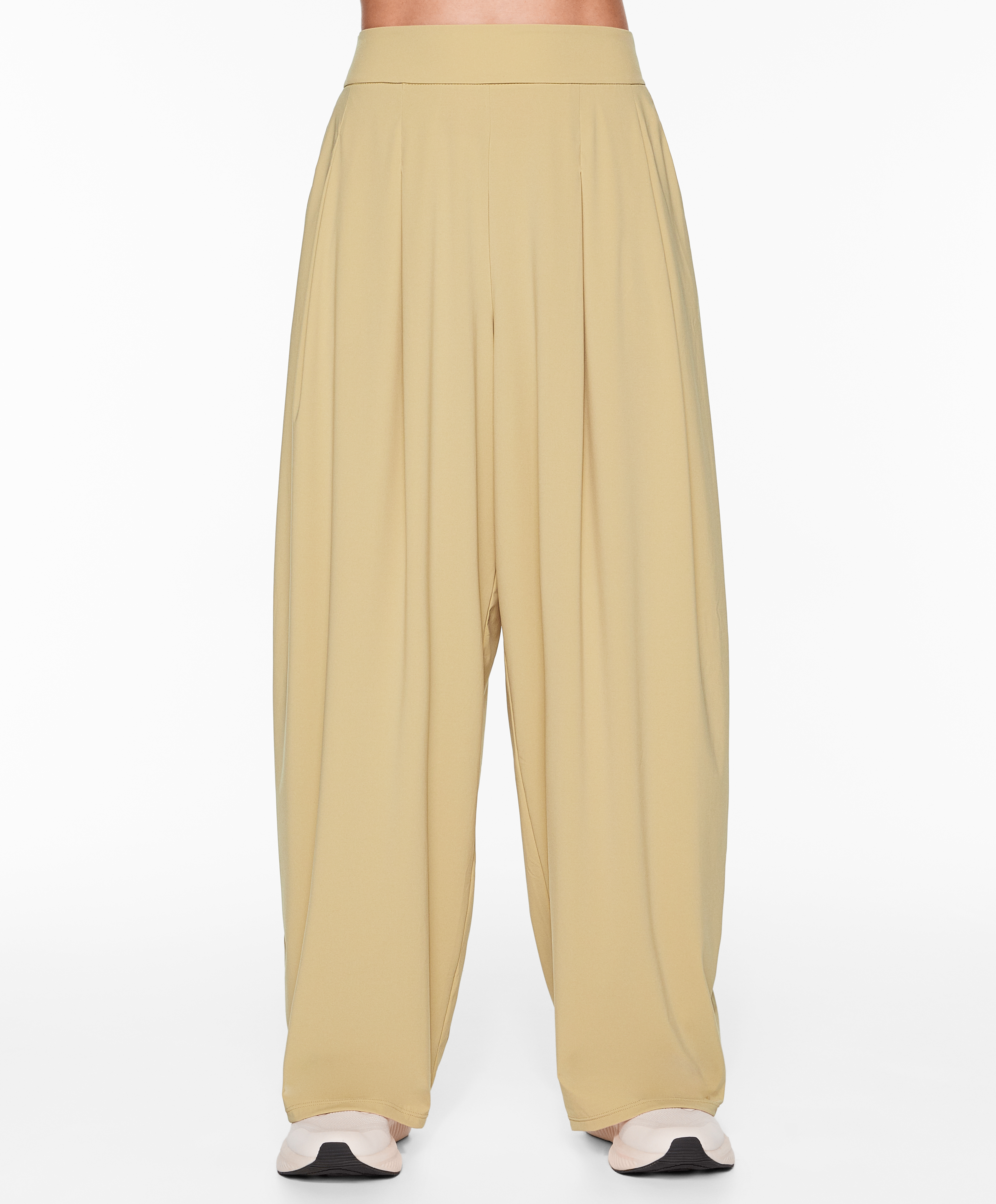 Light touch oversize balloon trousers