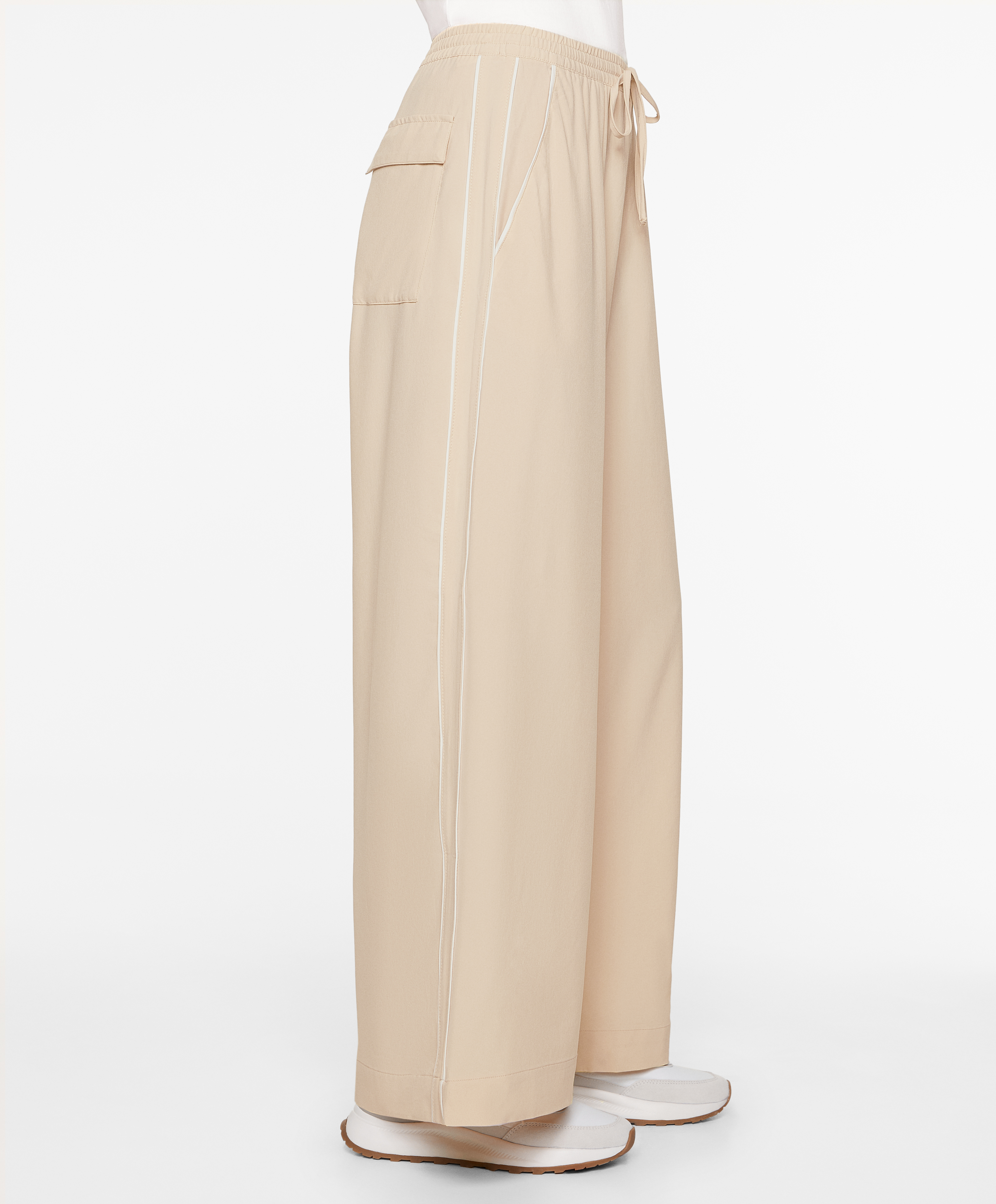 Water-repellent straight-leg trousers