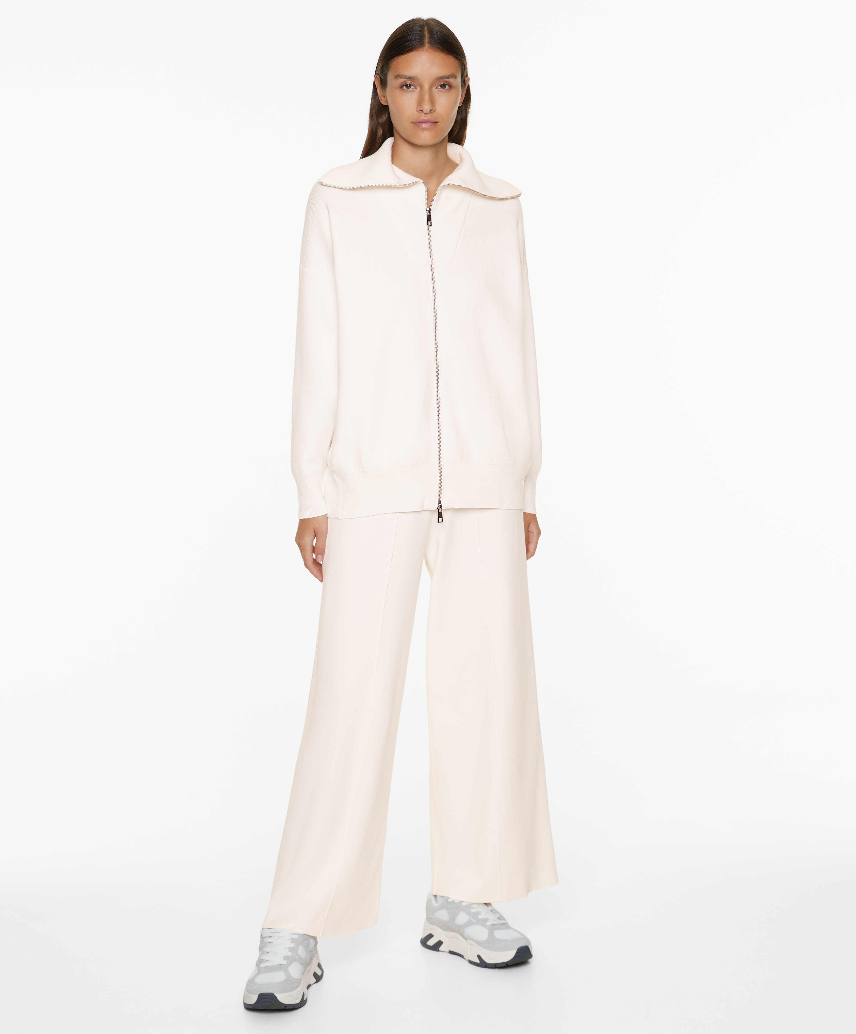 Zip-up knit cardigan