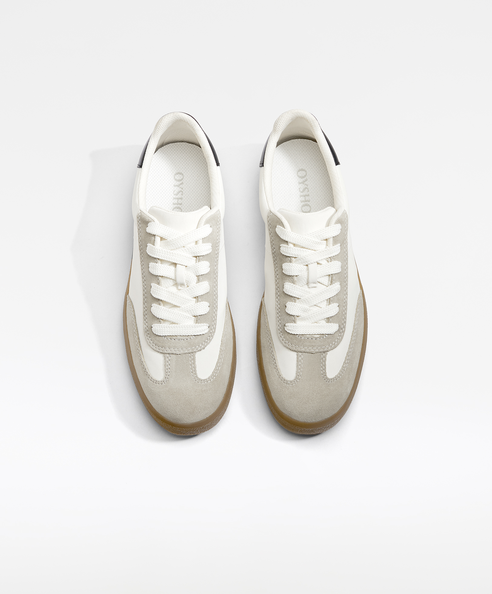 Trainers with nylon and split-leather pieces