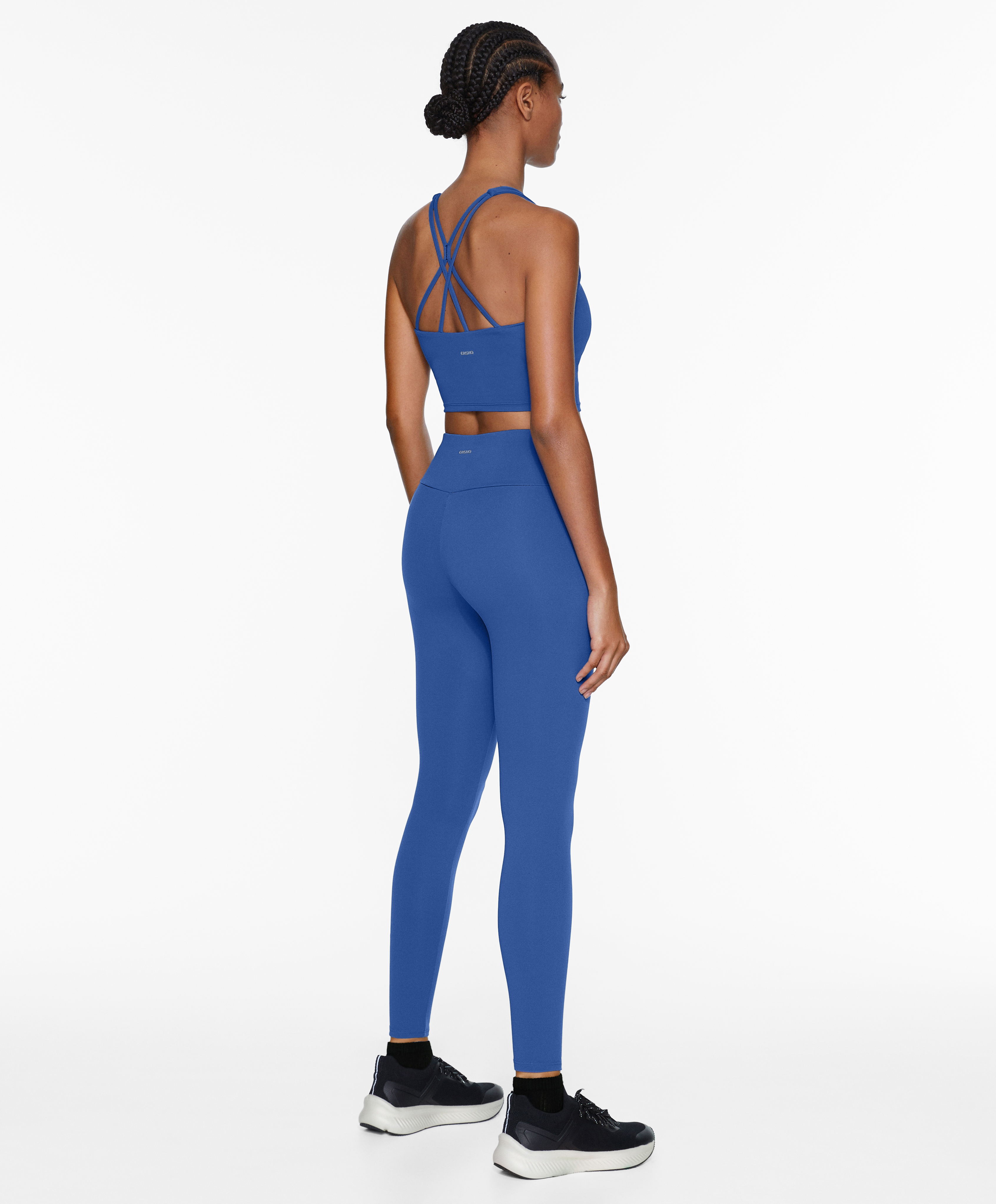 Comfortlux strap tank top with cups