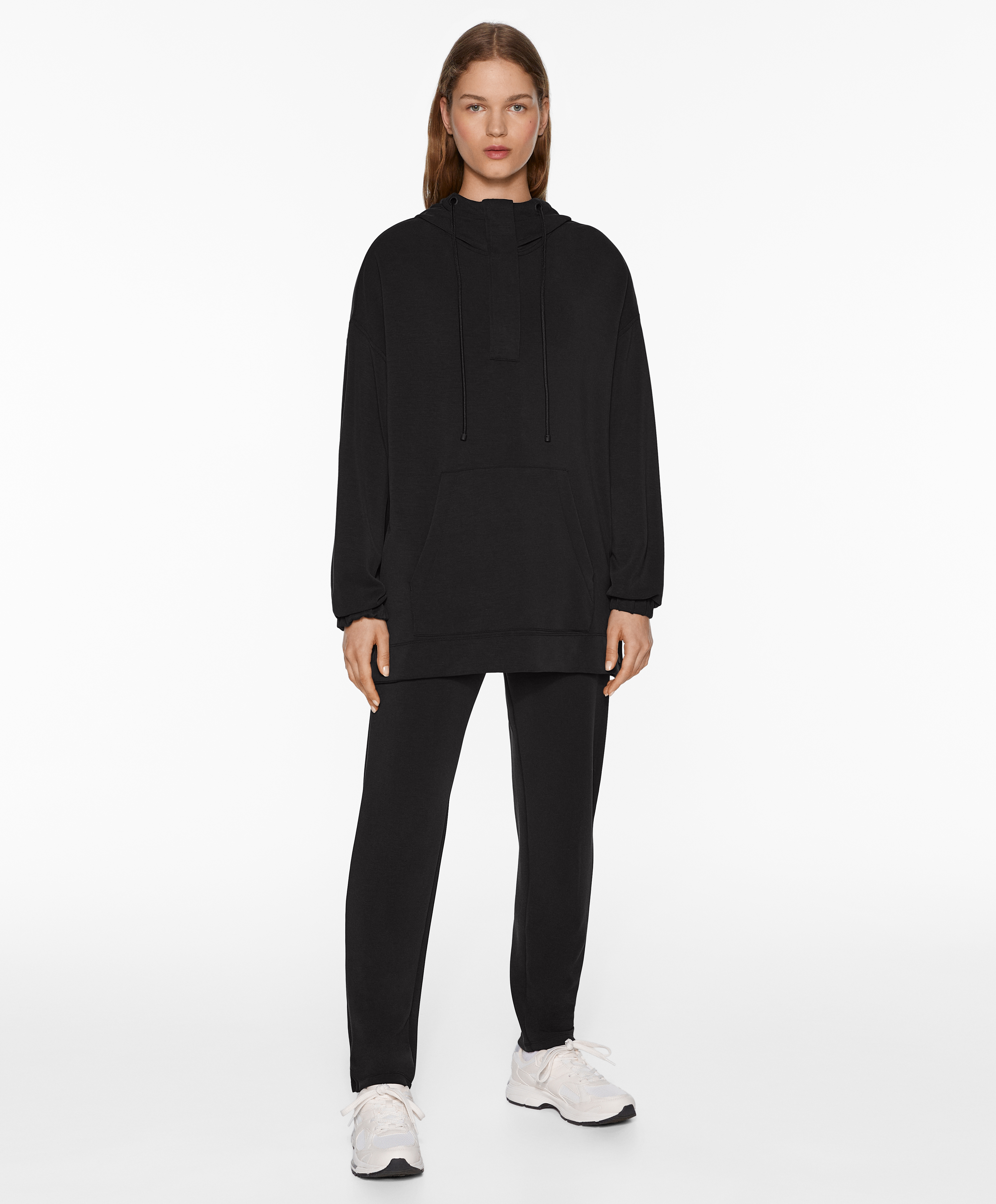 Oversize sweatshirt with soft-touch modal and zip