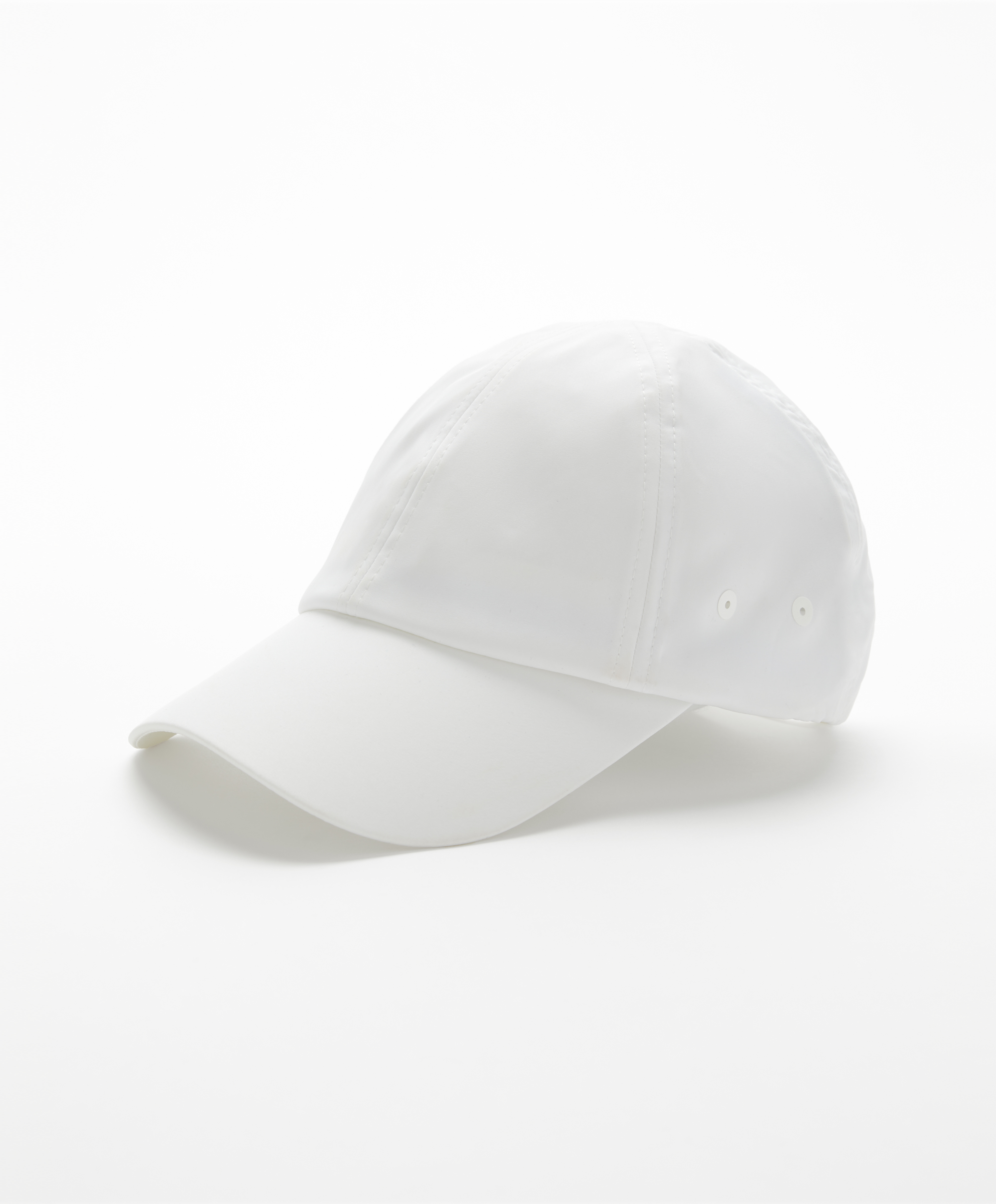 Logo sports cap