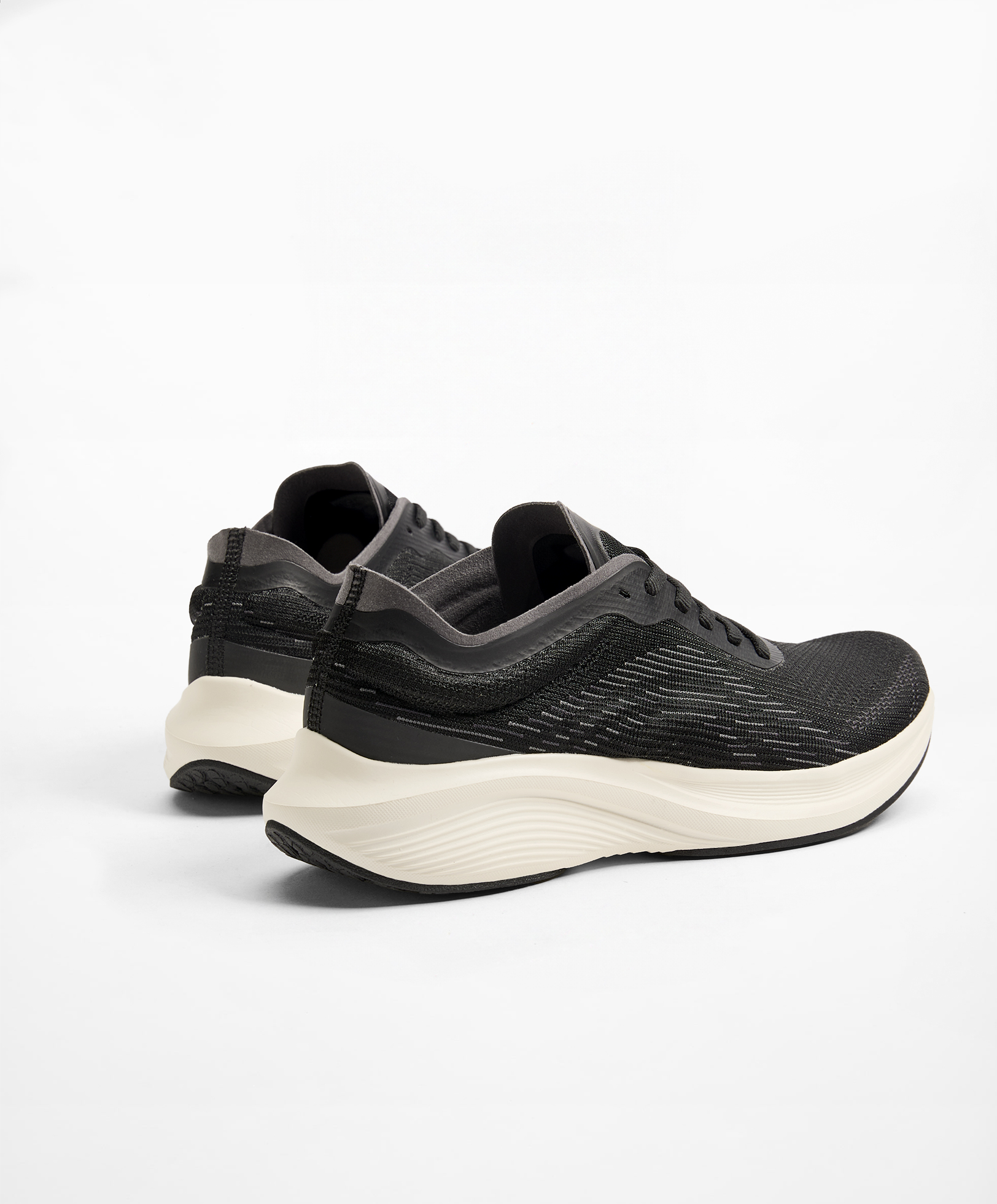 Long-distance running trainers