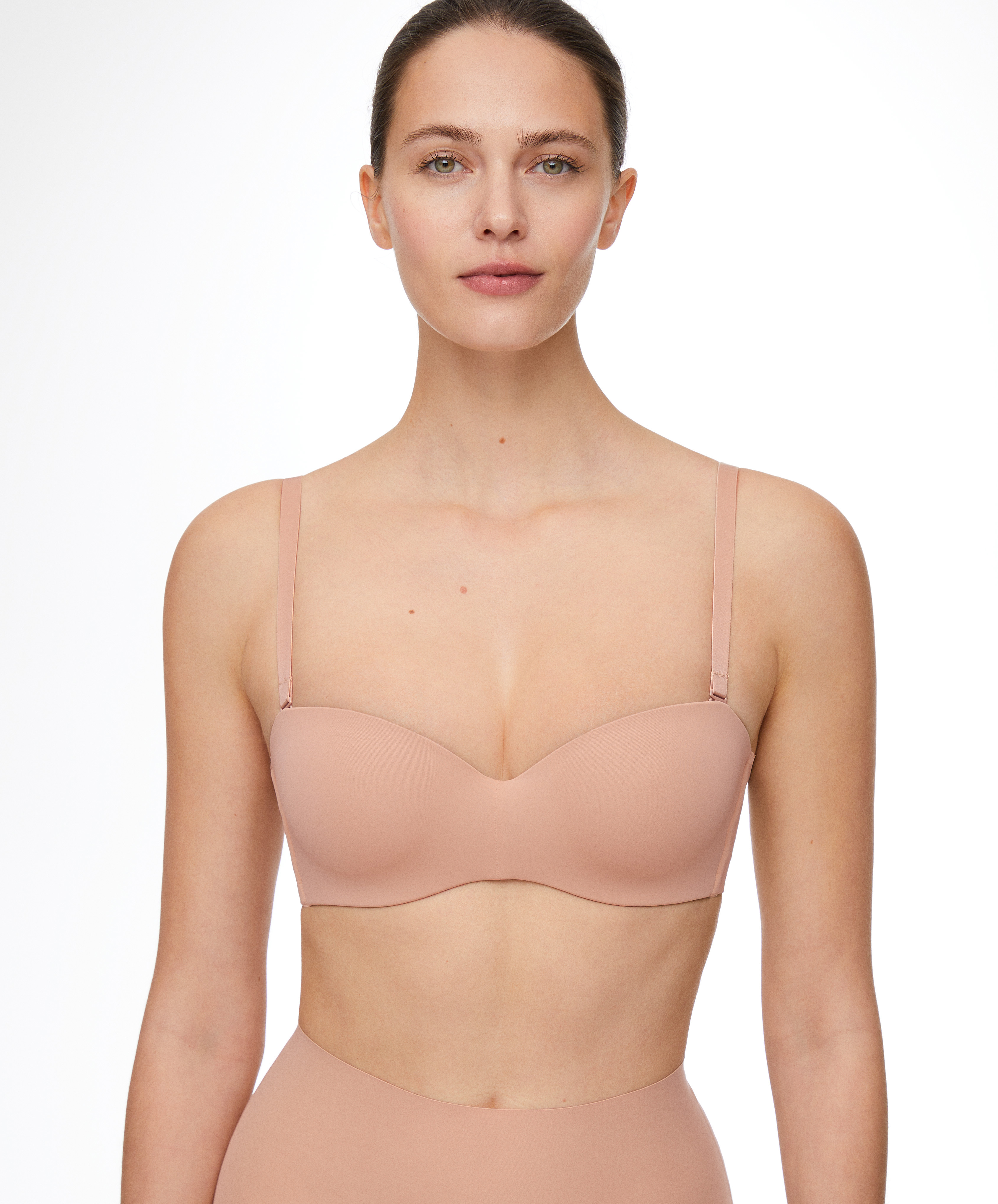 Polyamide blend bra with removable straps