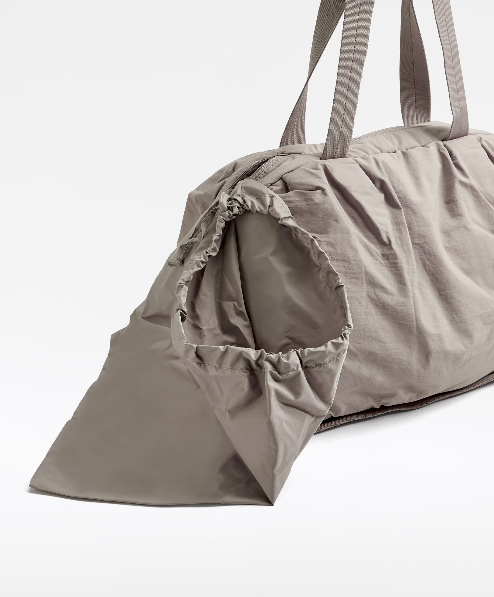 Ruched technical bag