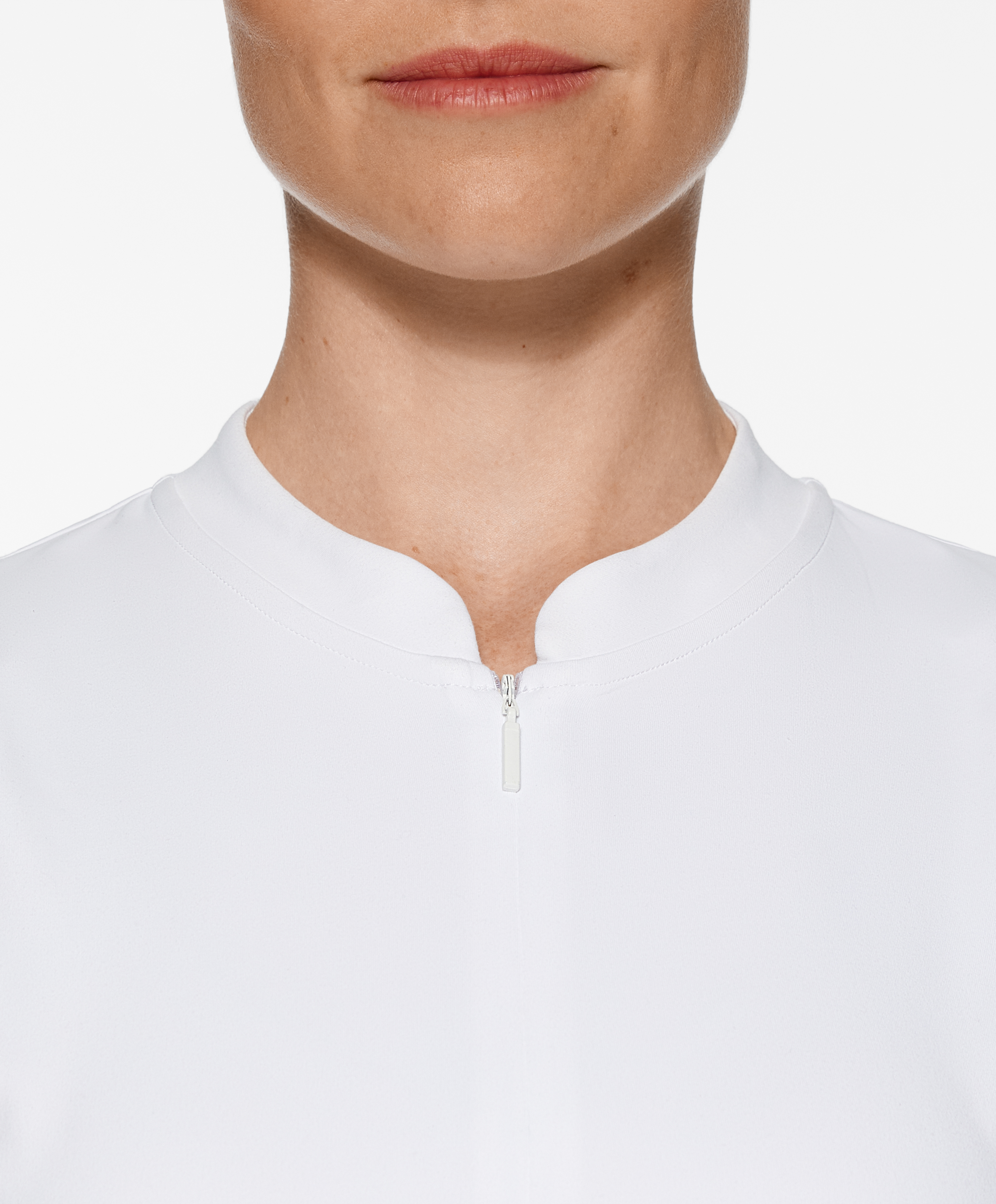 Sleeveless zip T-shirt