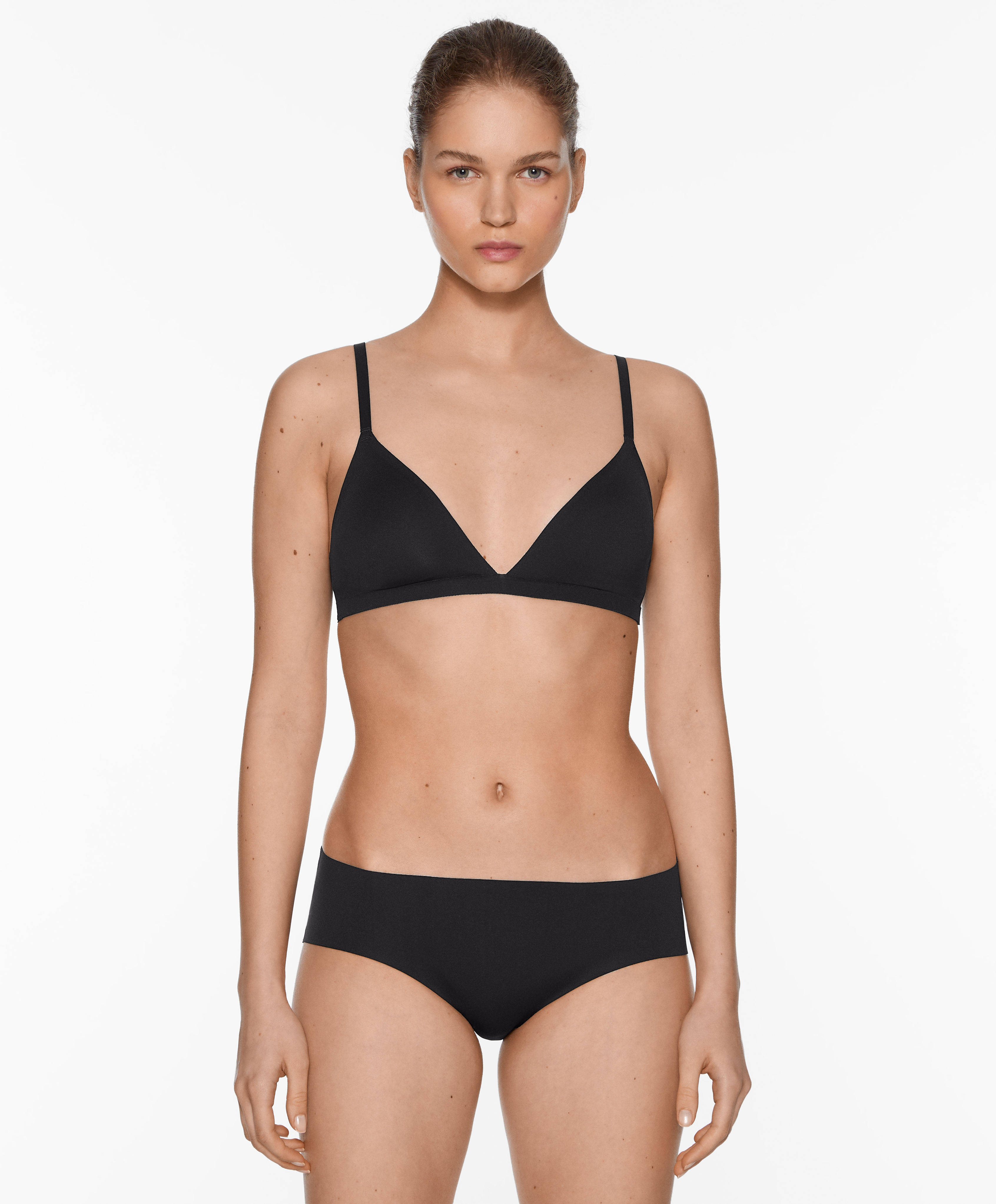 Invisible laser-cut triangle bra