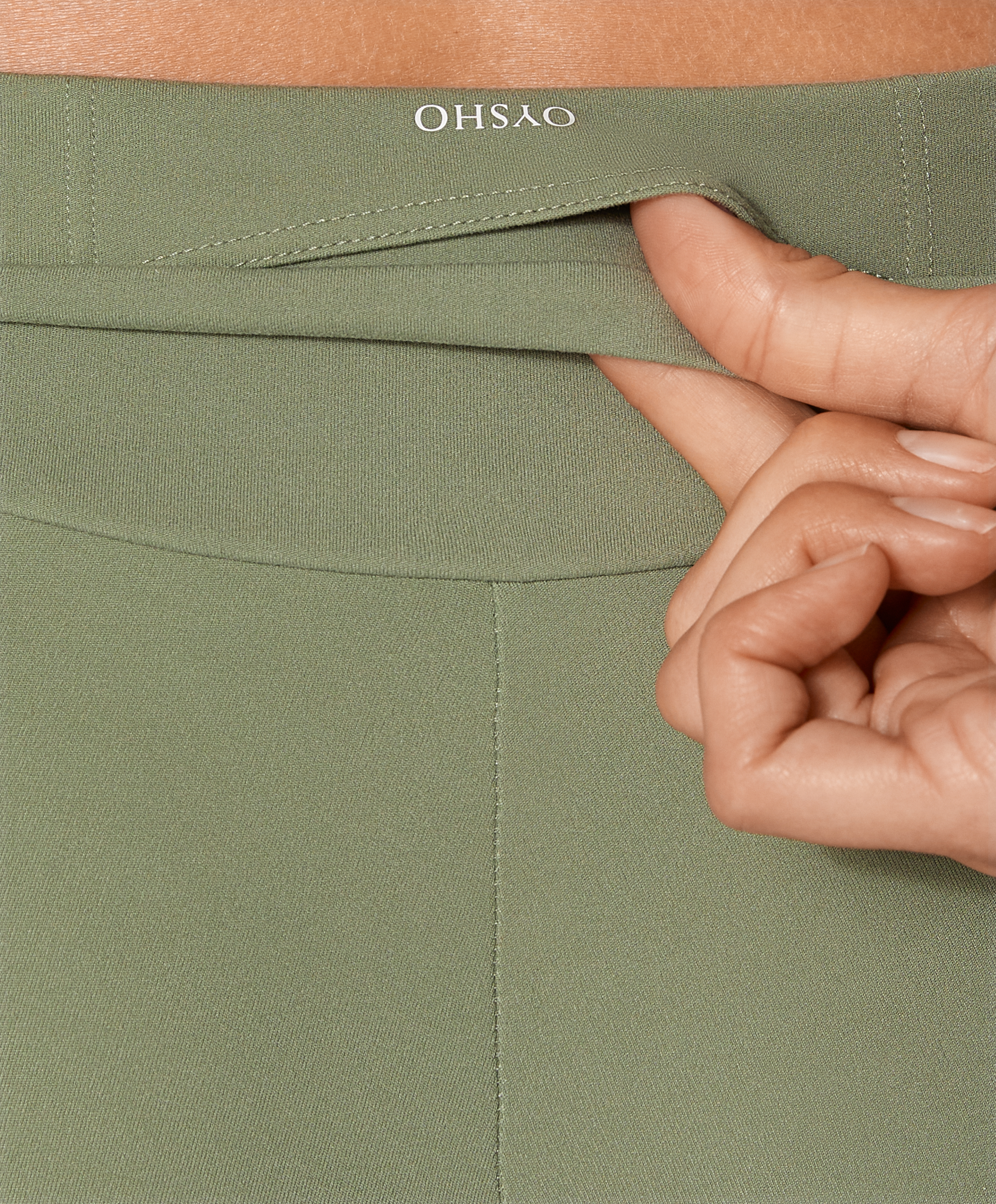 Comfortlux high-rise 10cm hot pants