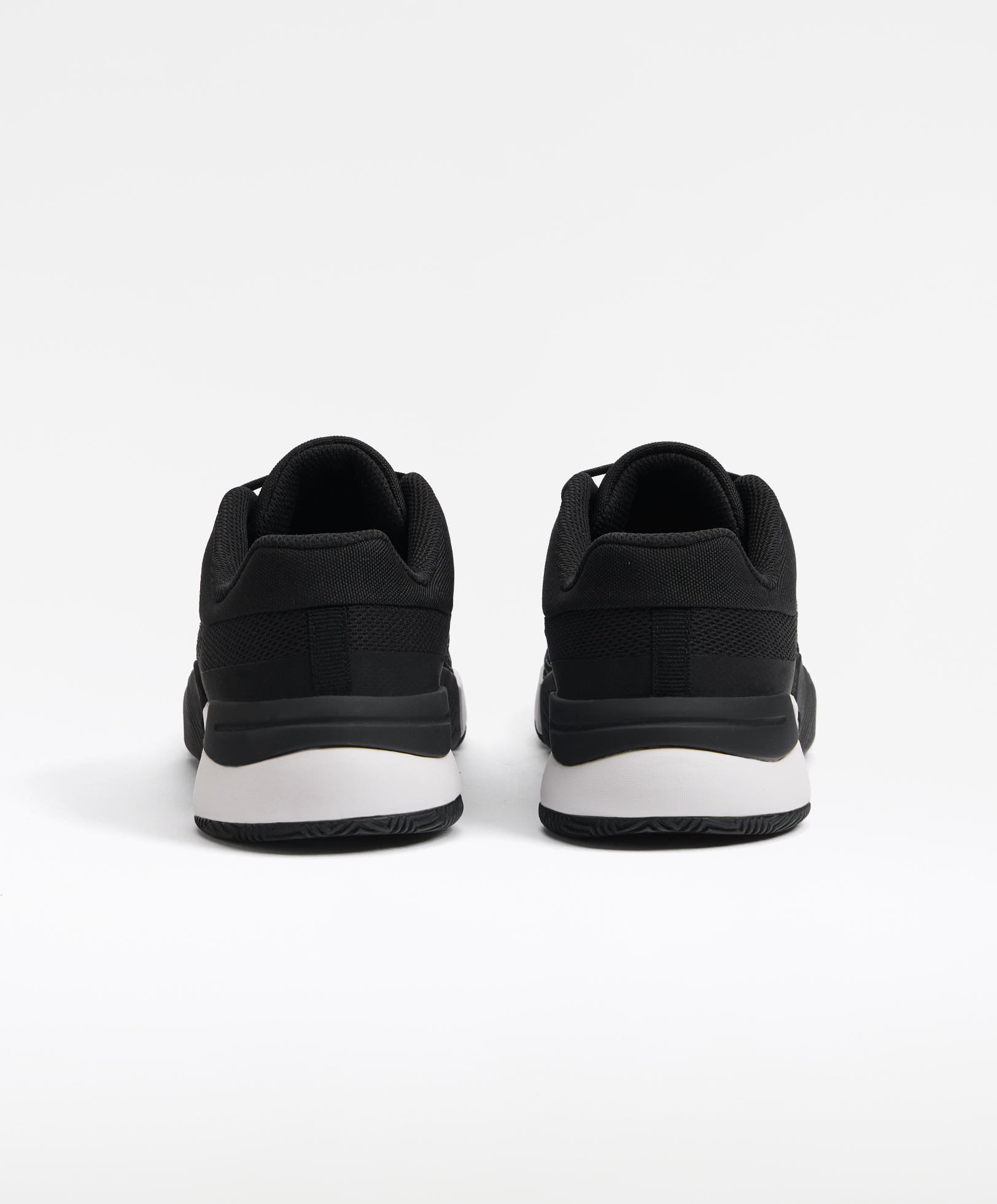 Strength training shoes