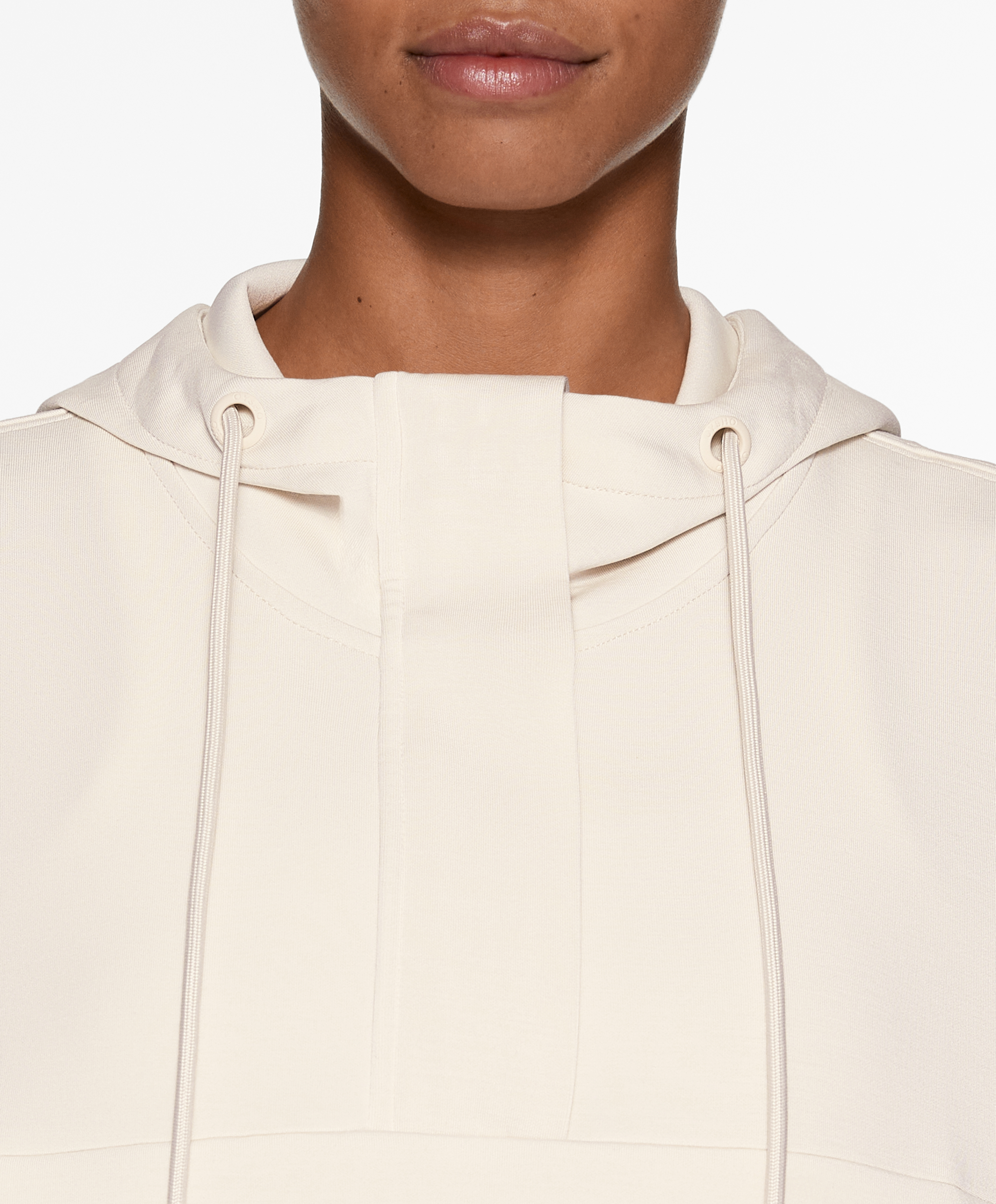 Soft-touch sweatshirt with modal and zip