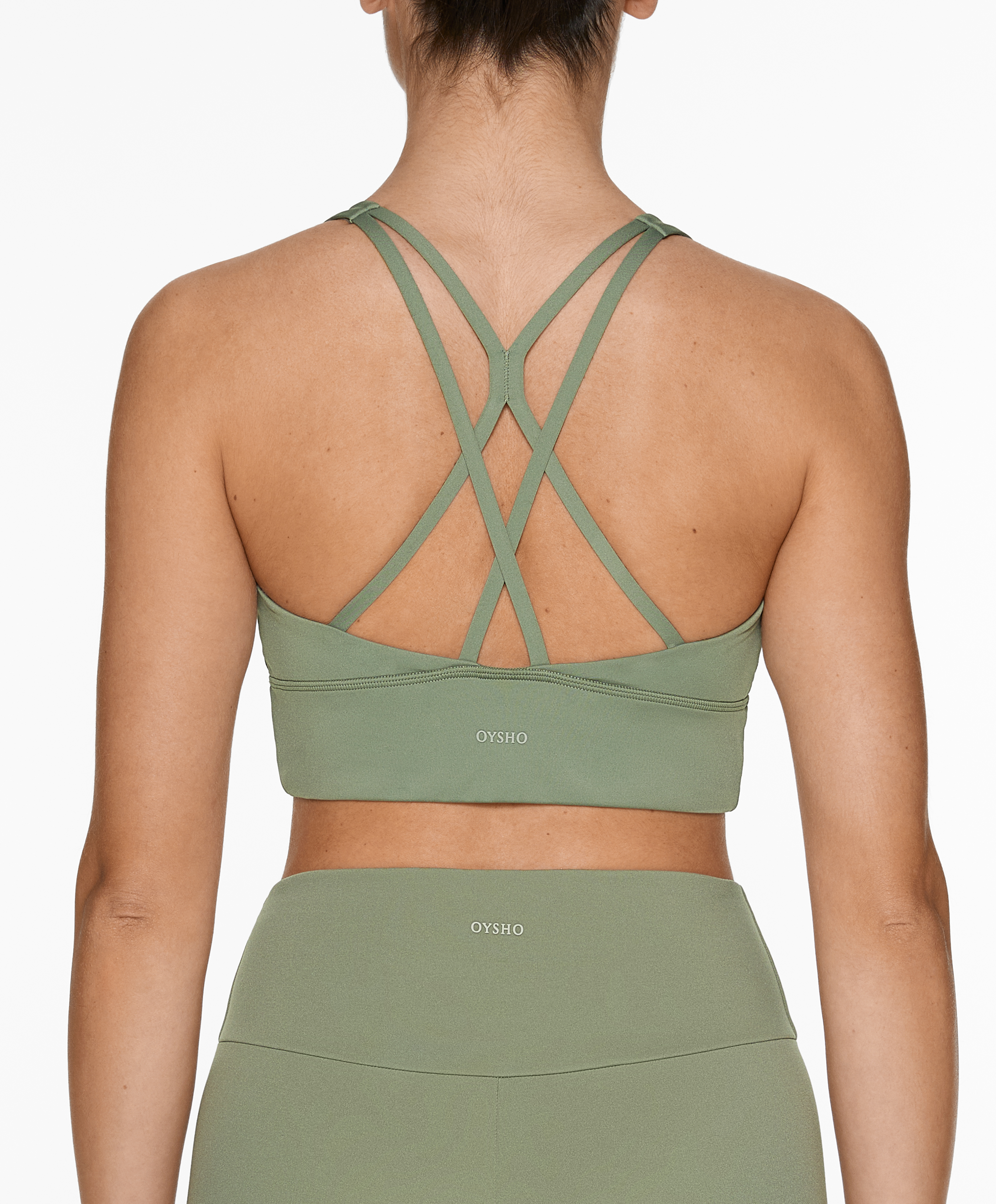 Medium-support comfortlux sports bra with cups