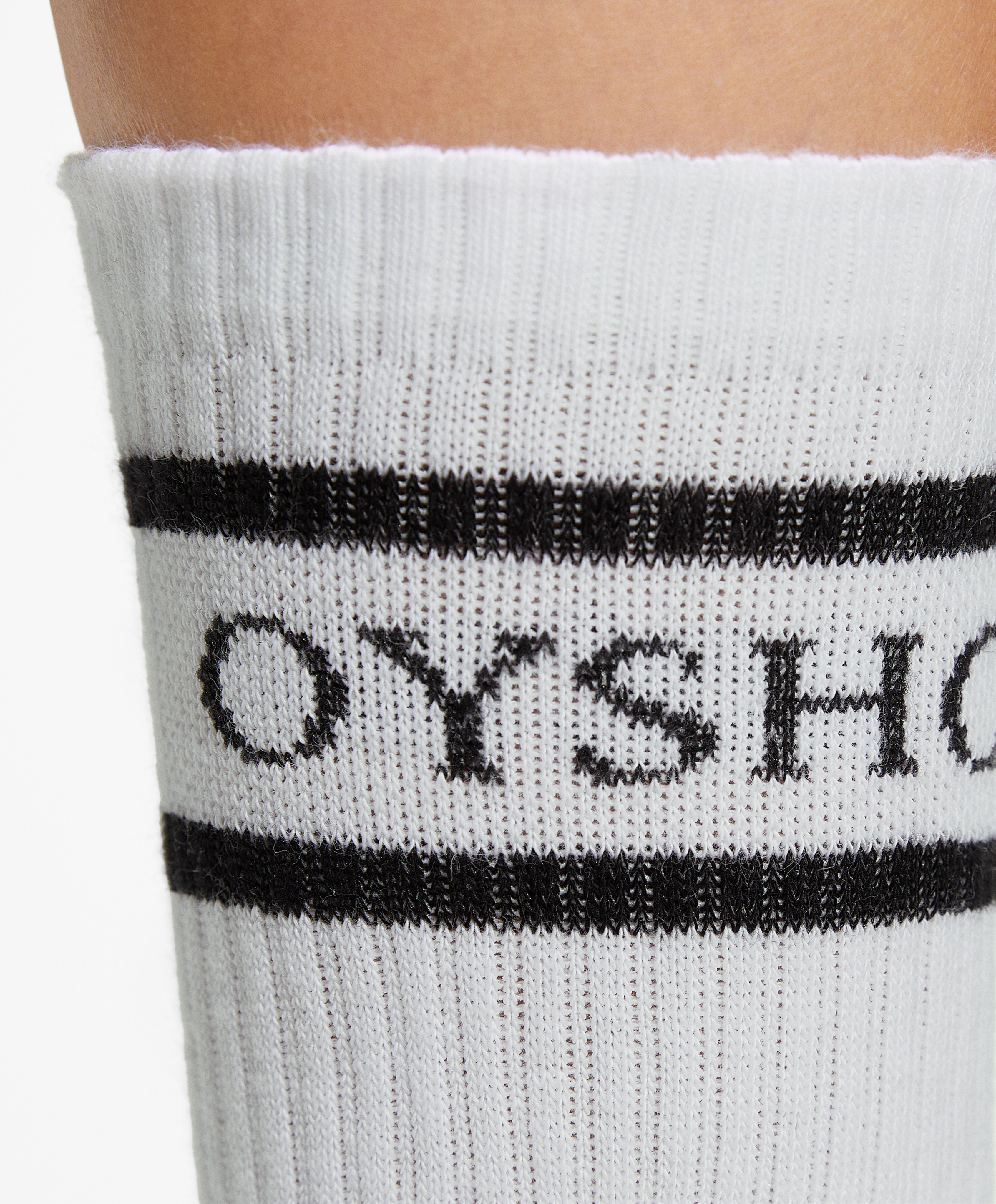 Stripe rib classic sports socks in a cotton blend