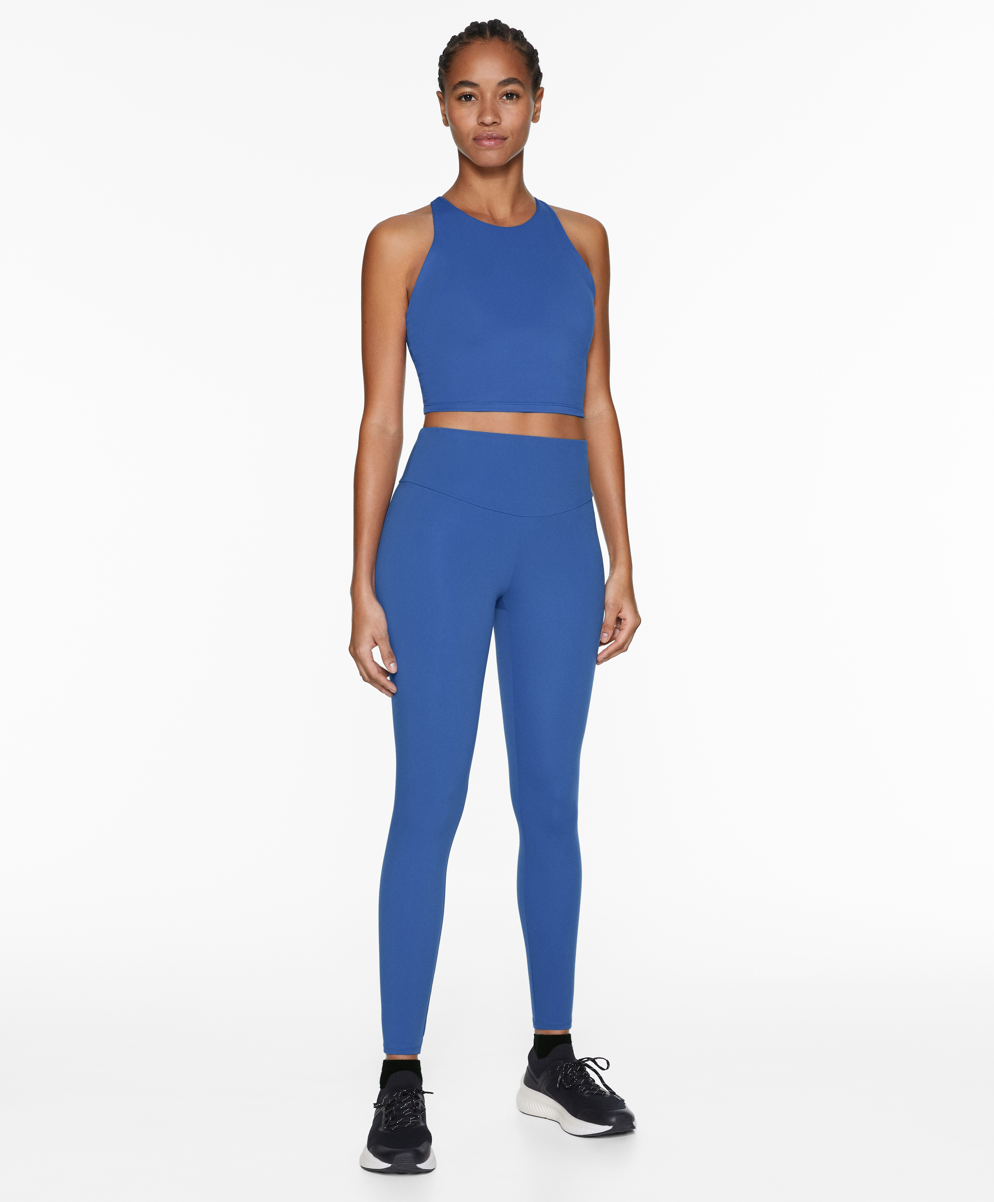 Comfortlux strap tank top with cups