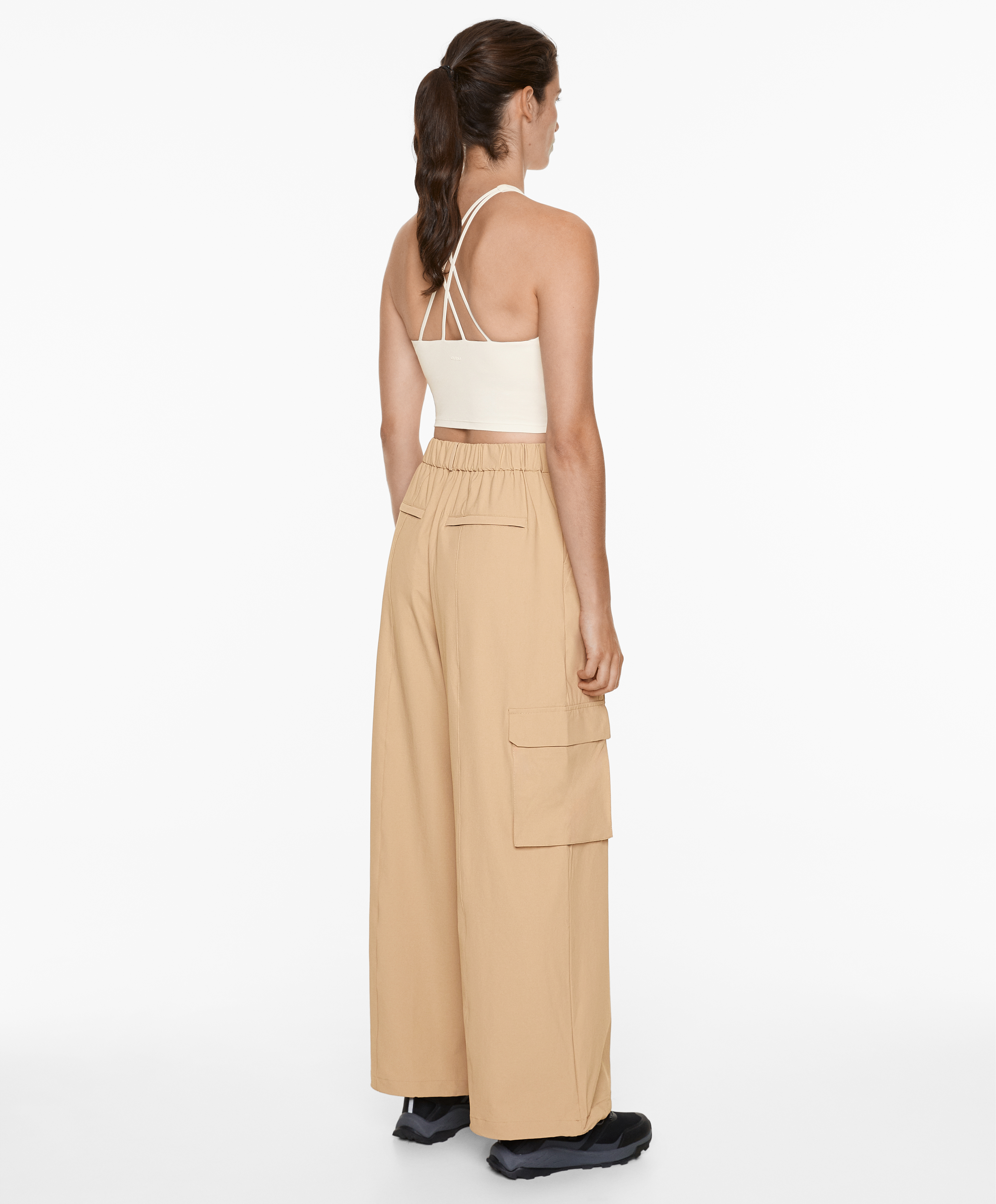 Wide-leg cargo trousers