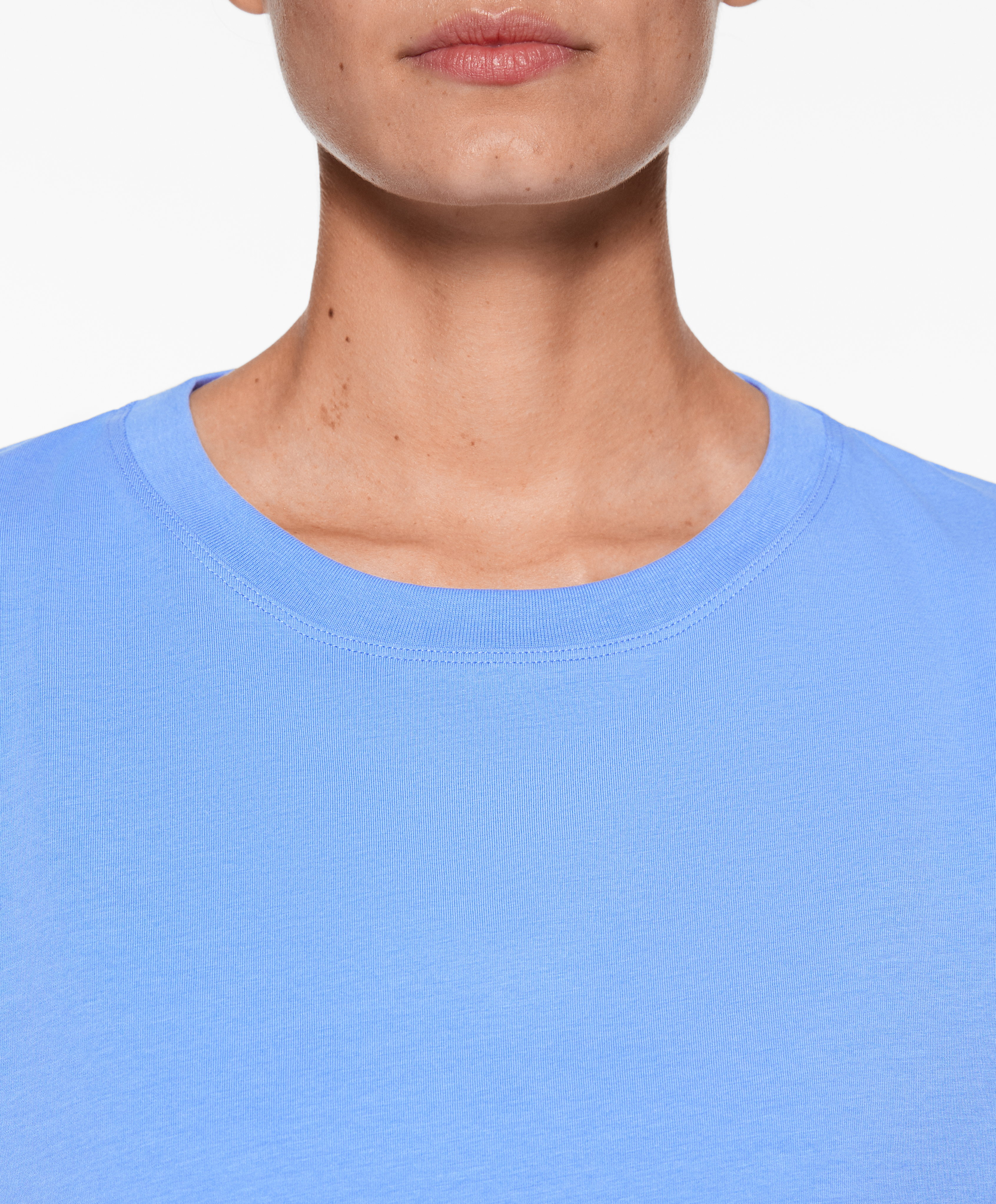 Cotton blend sleeveless seamless T-shirt